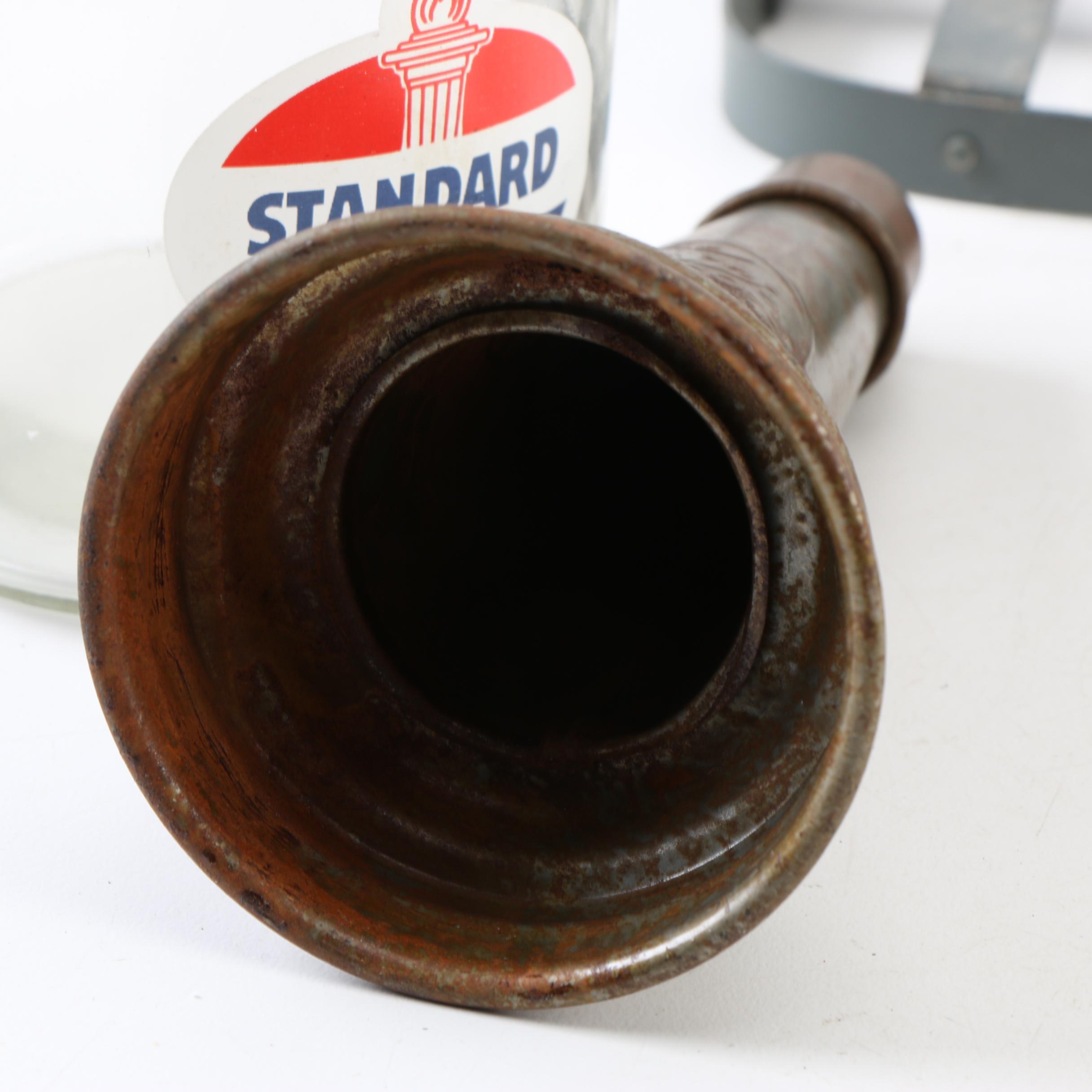 Standard ISO-VIS Oil Bottles in Basket