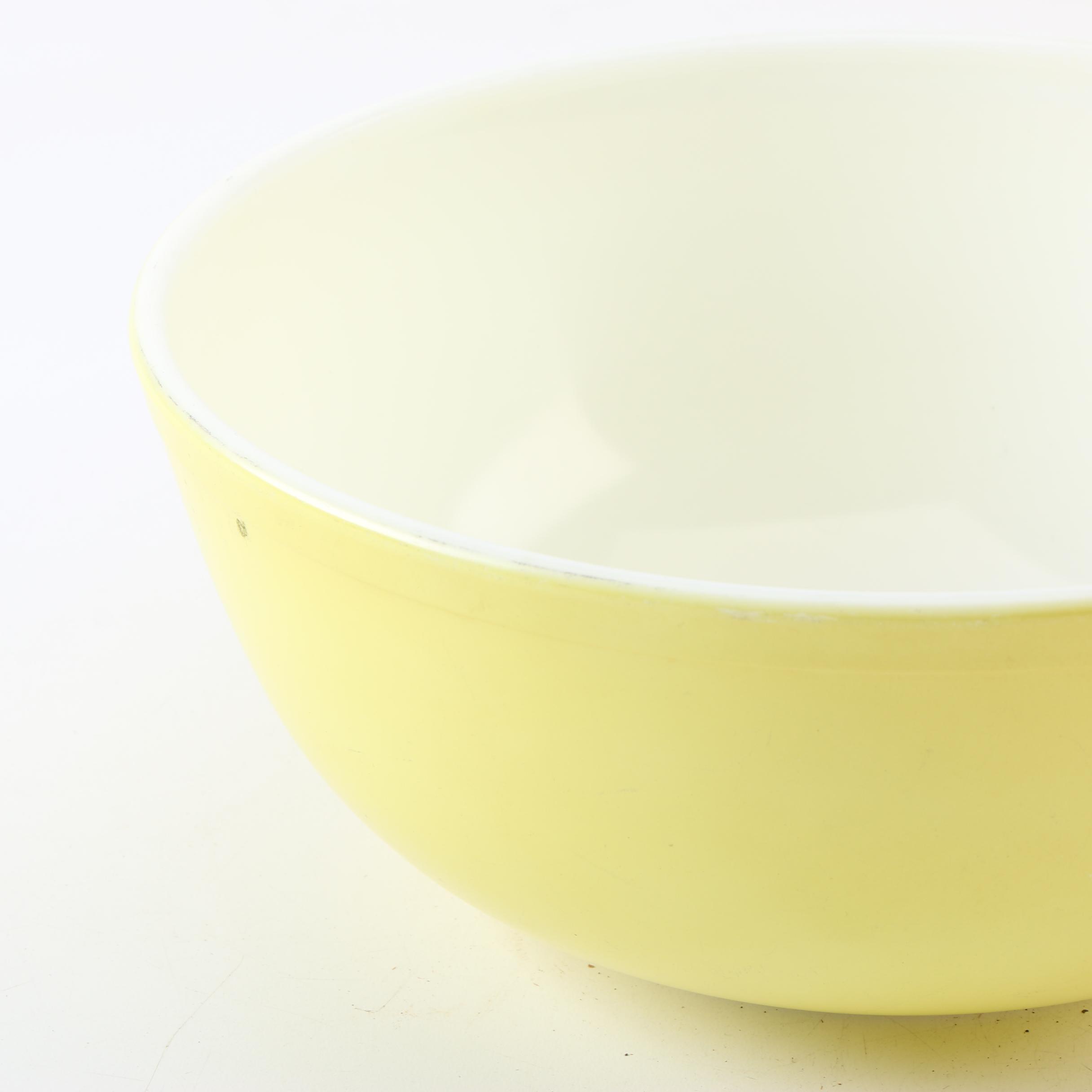Pyrex "Primary Colors" Mixing Bowls, Circa 1945-1949