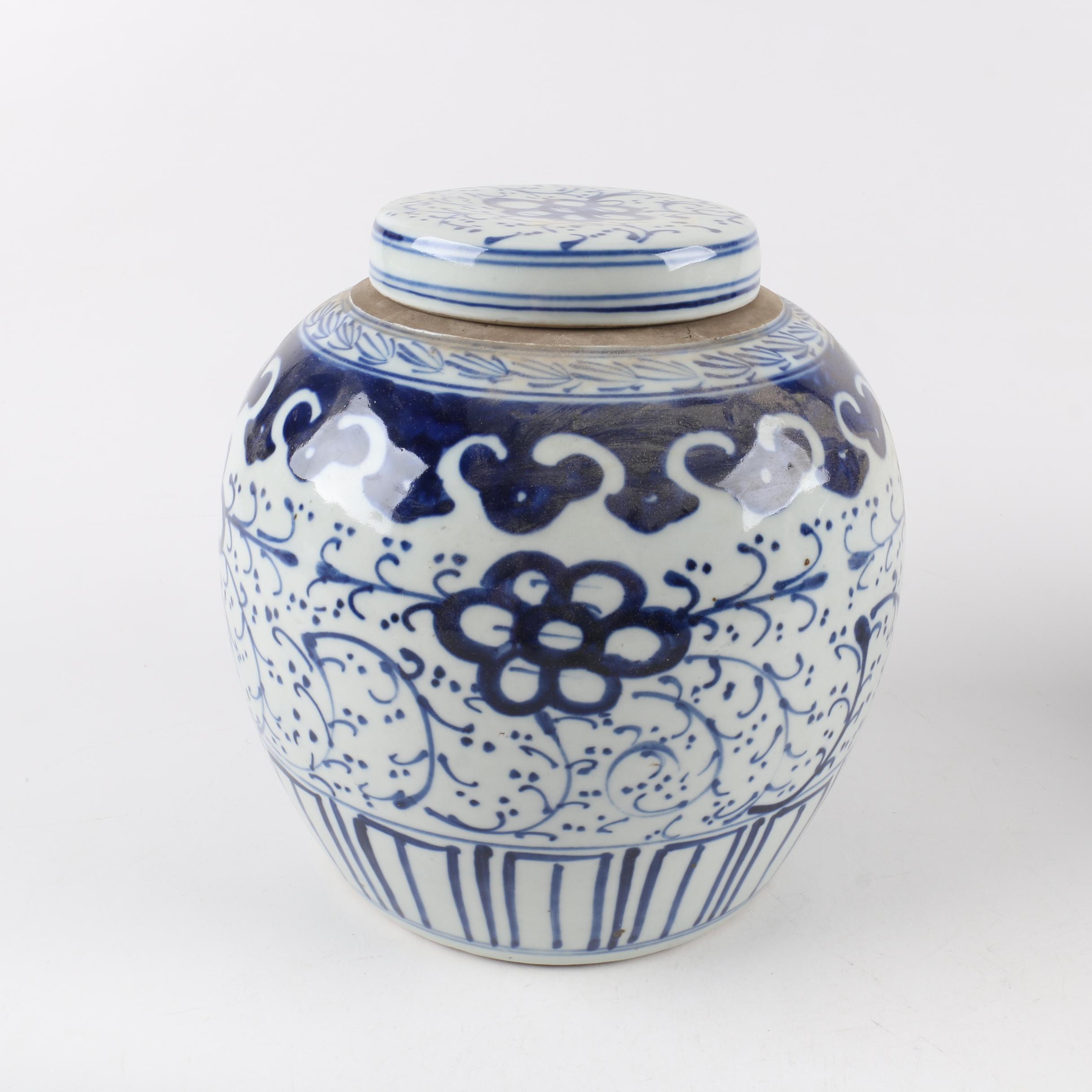 Chinese Ceramic Ginger Jars with Lids