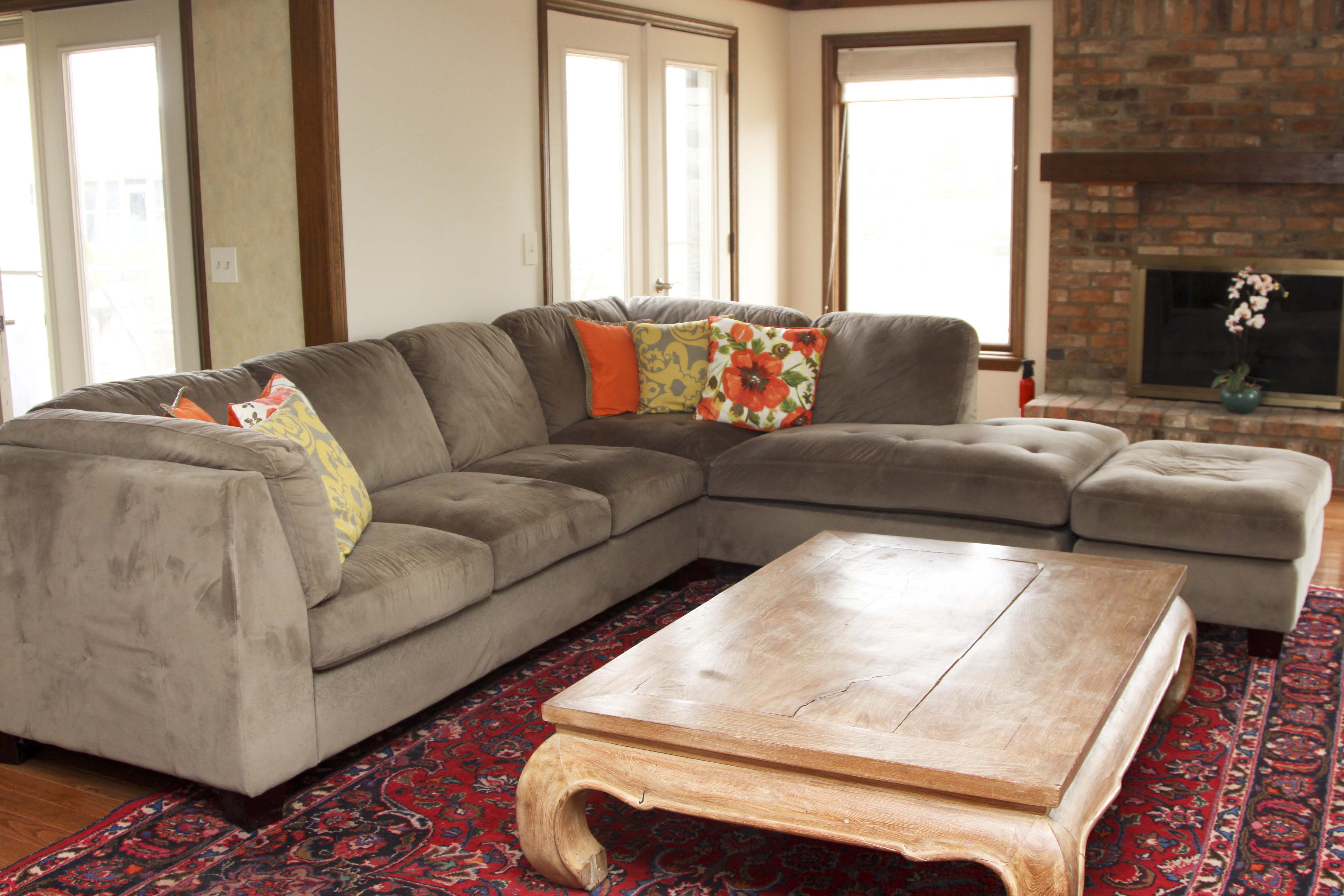 Sectional Sofa with Matching Ottoman