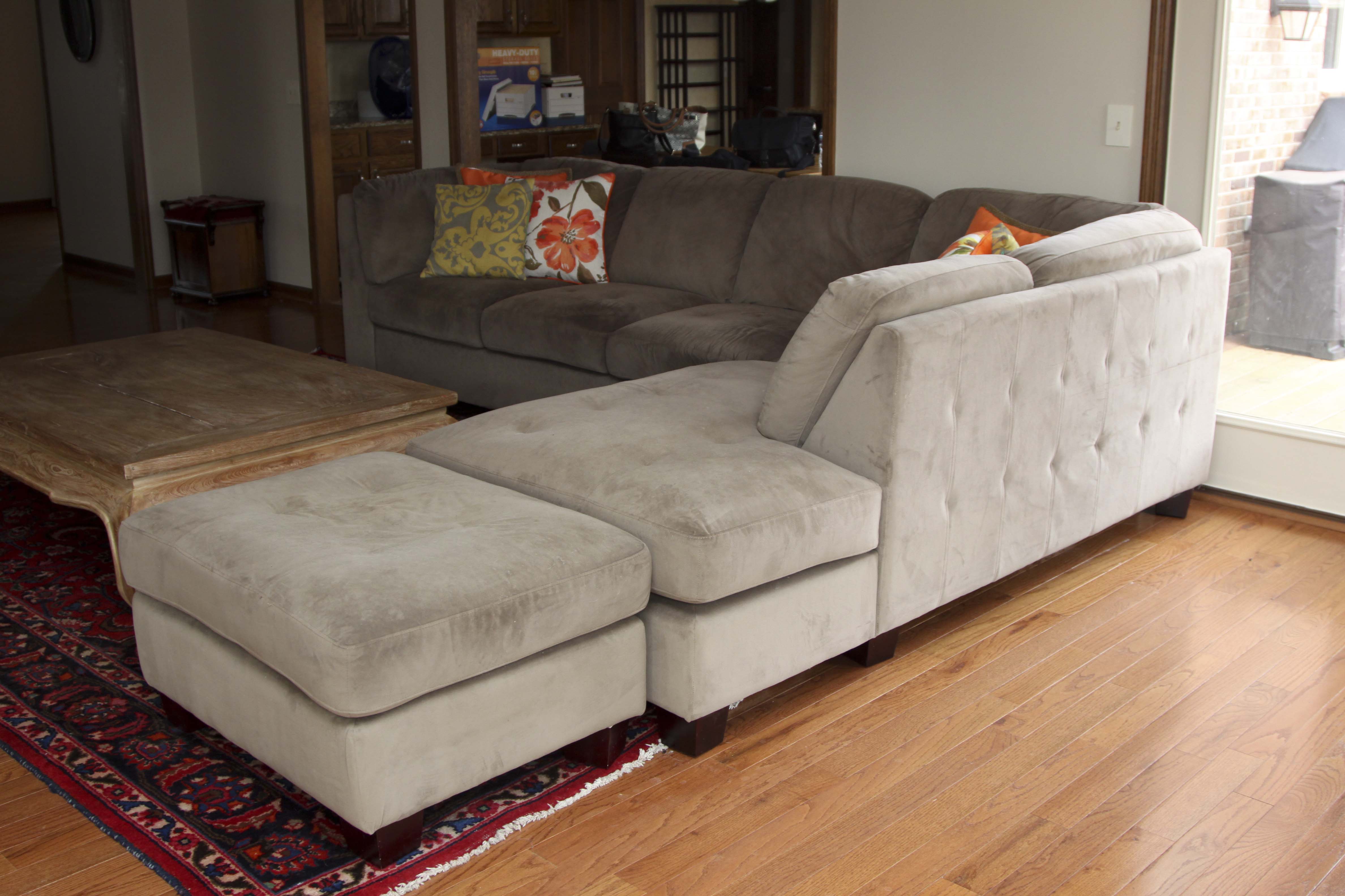 Sectional Sofa with Matching Ottoman