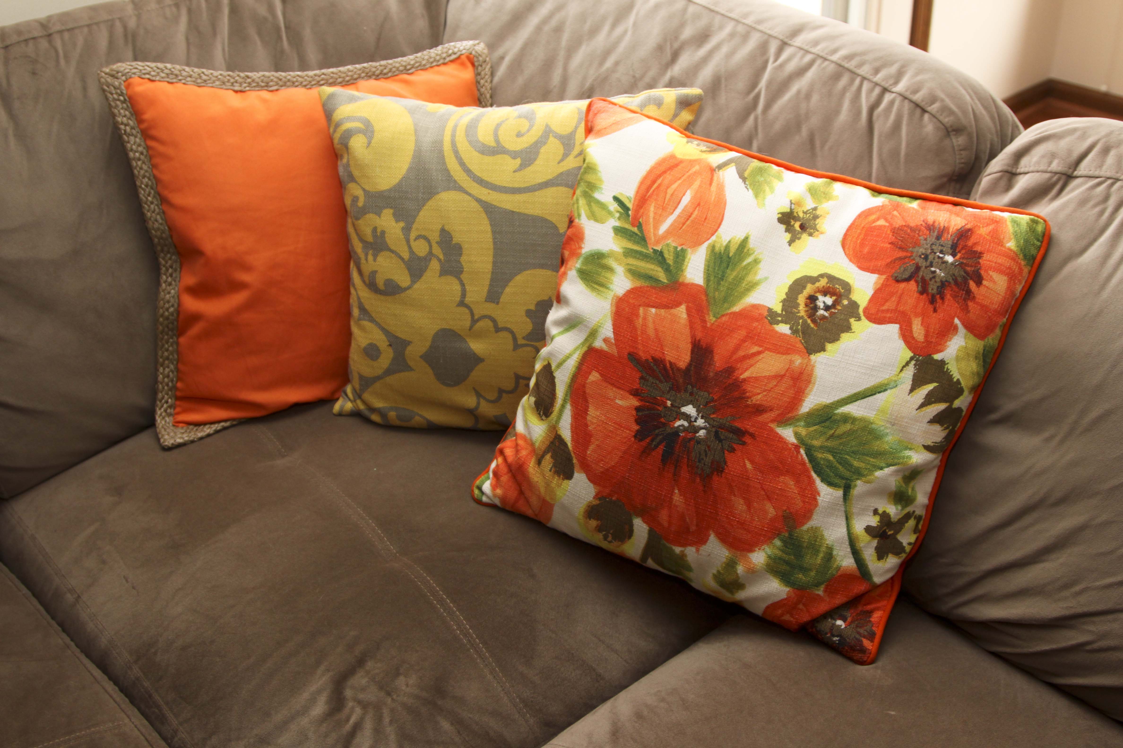 Sectional Sofa with Matching Ottoman