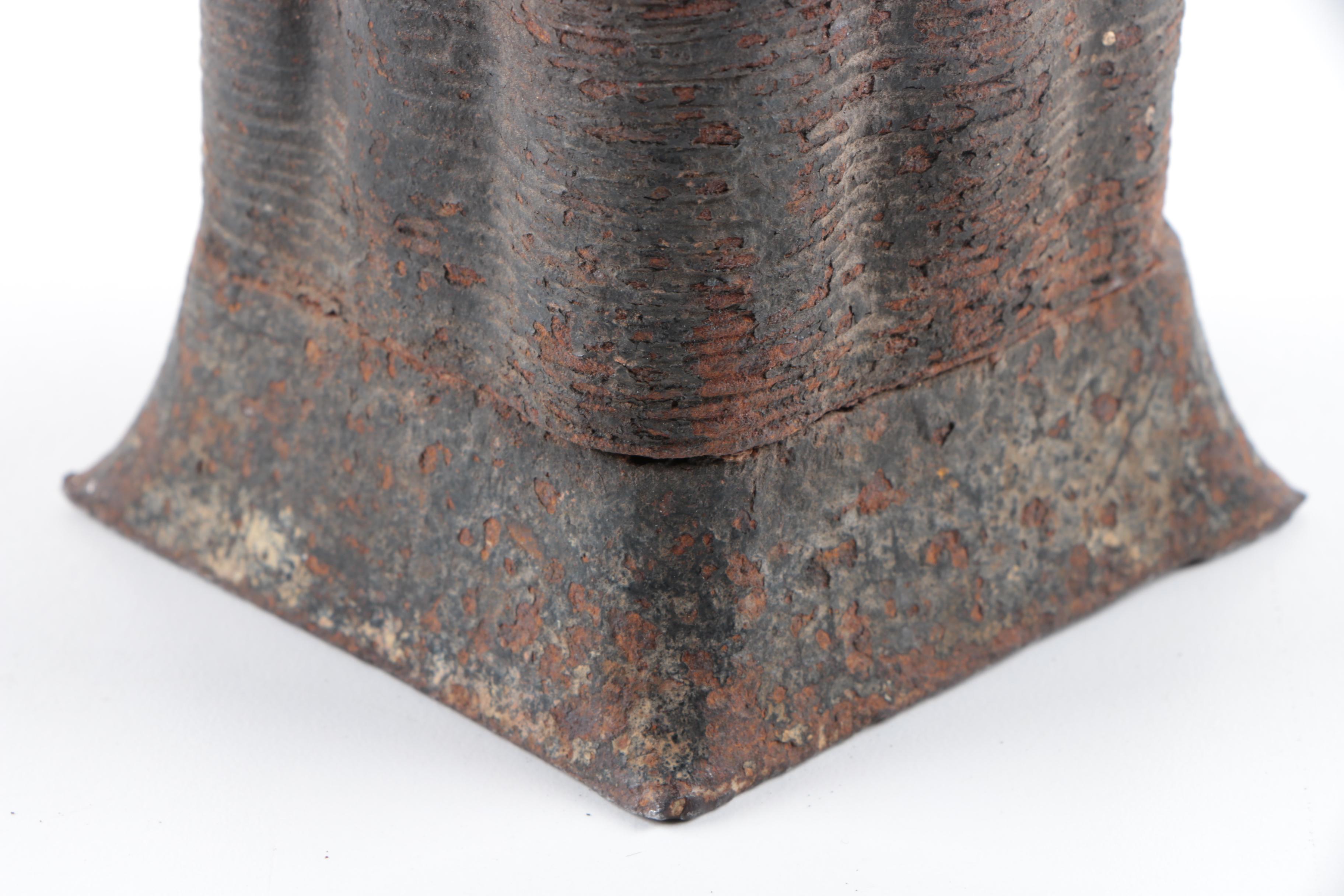 Antique Ming Dynasty Style Primitive Nine-Barreled Firearm