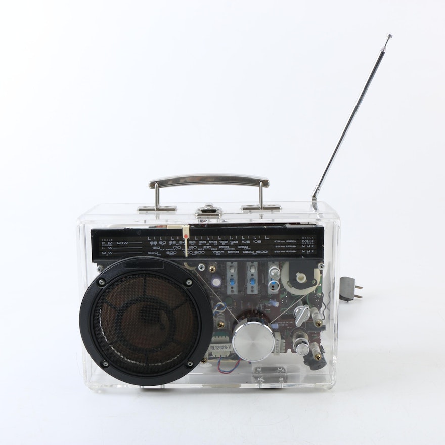 Vintage Dapy Illuminated Radio