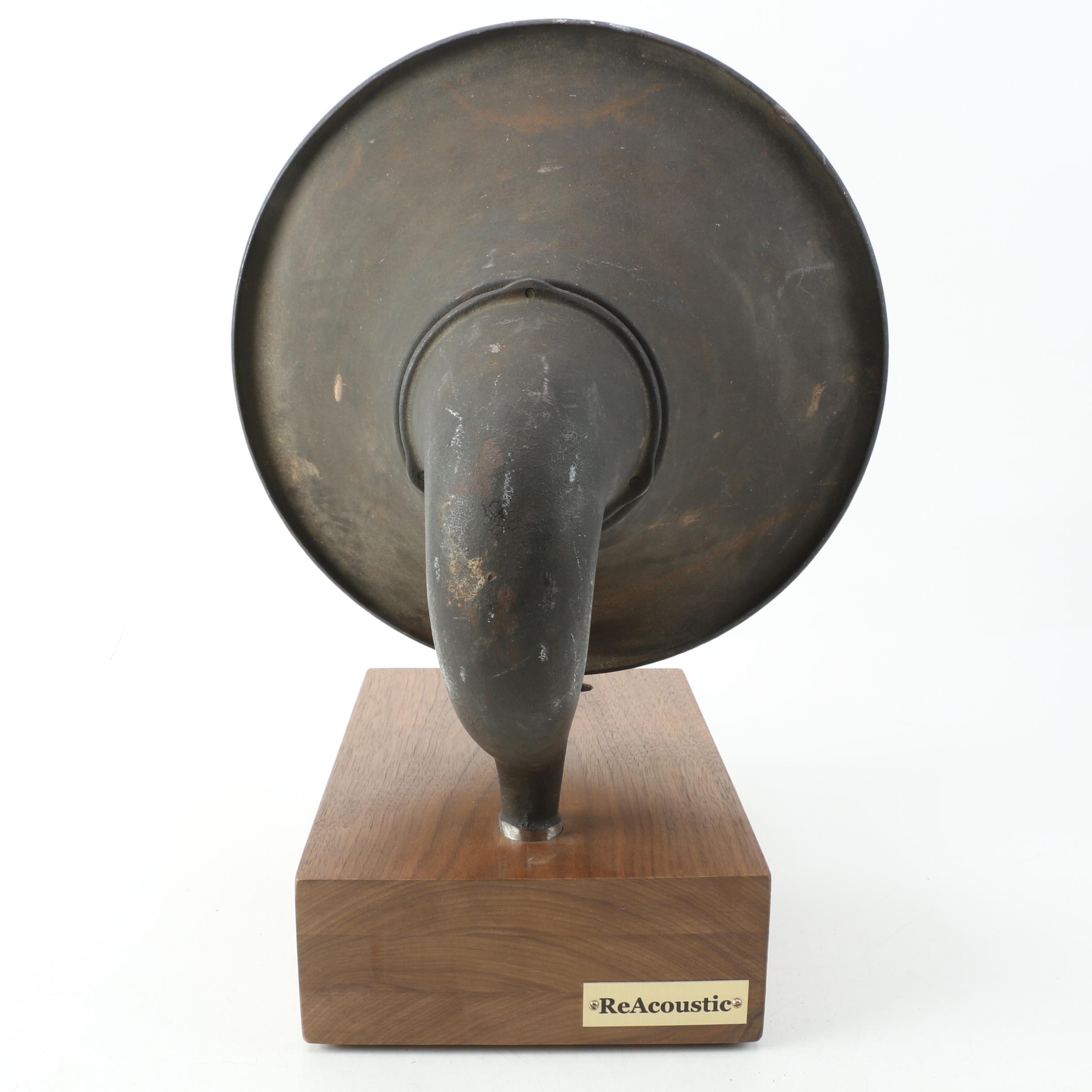 ReAcoustic Acoustically Amplified Speaker for Smart Phones