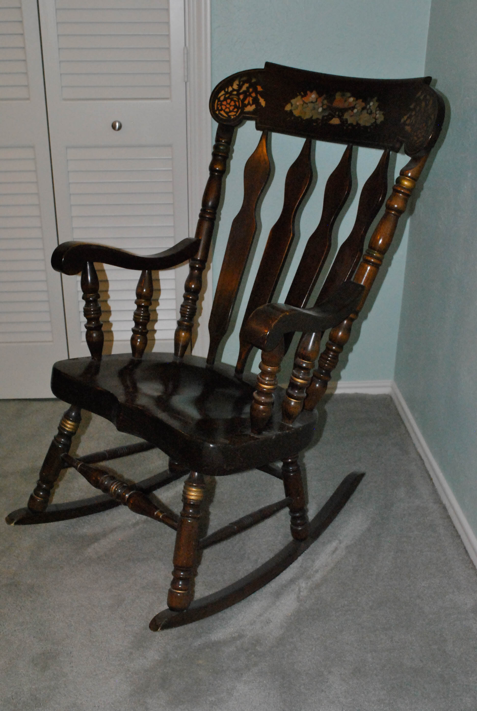 Vintage Colonial Style Maple Rocking Chair