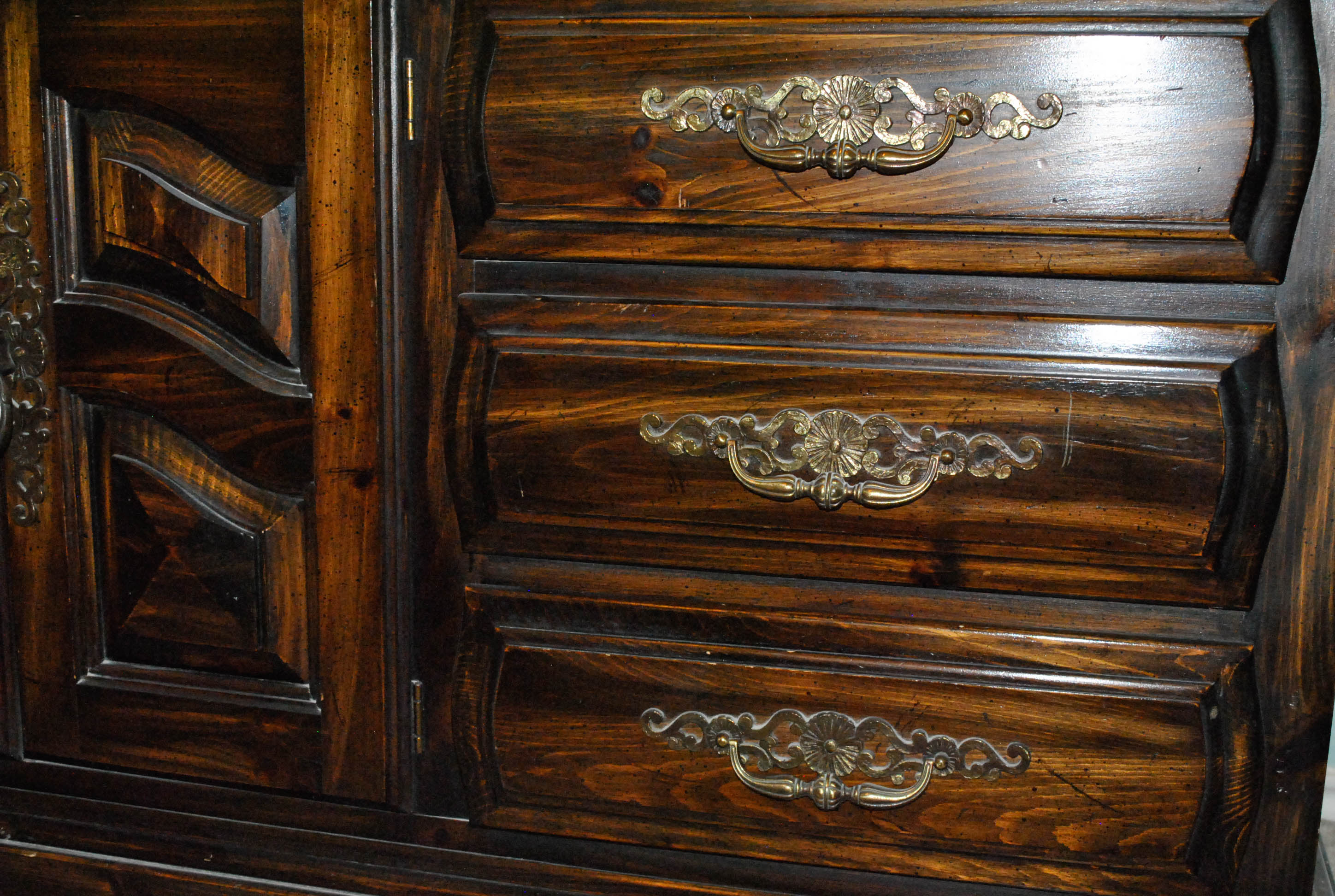 Mid-Century Pine Dresser with Mirror