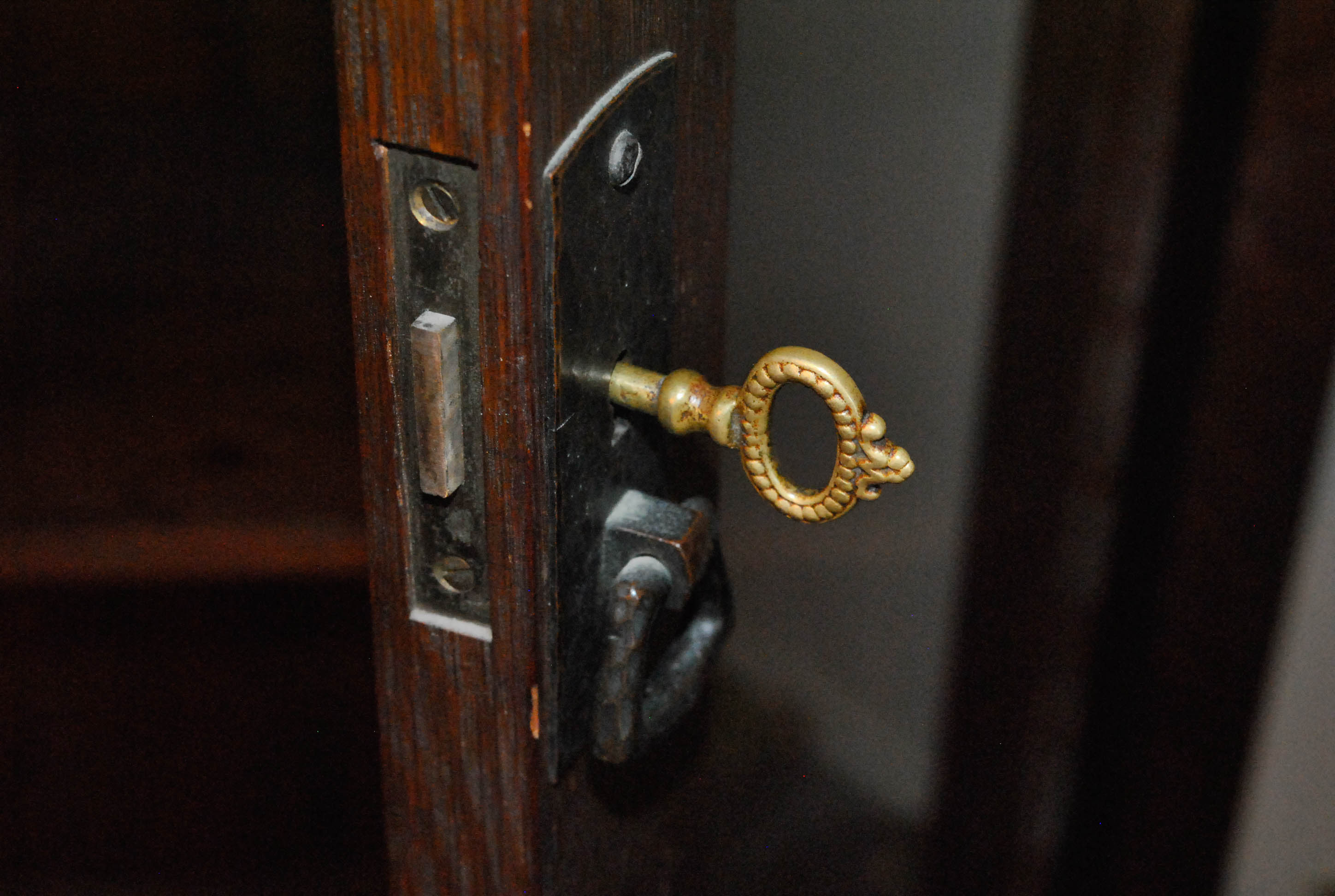 Antique L. & J.G. Stickley Oak China Cabinet