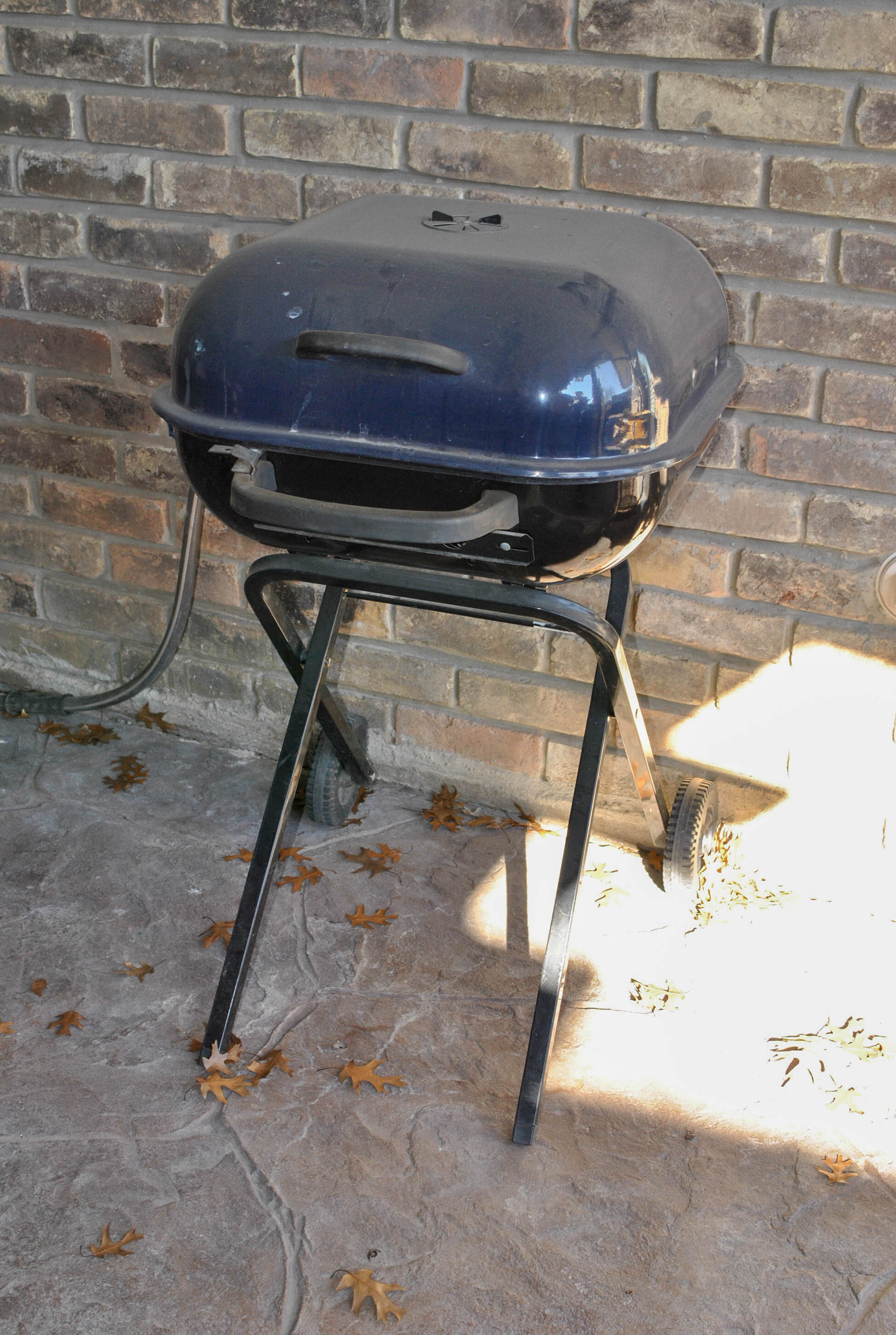 Aussie Kettle Style Charcoal Grill