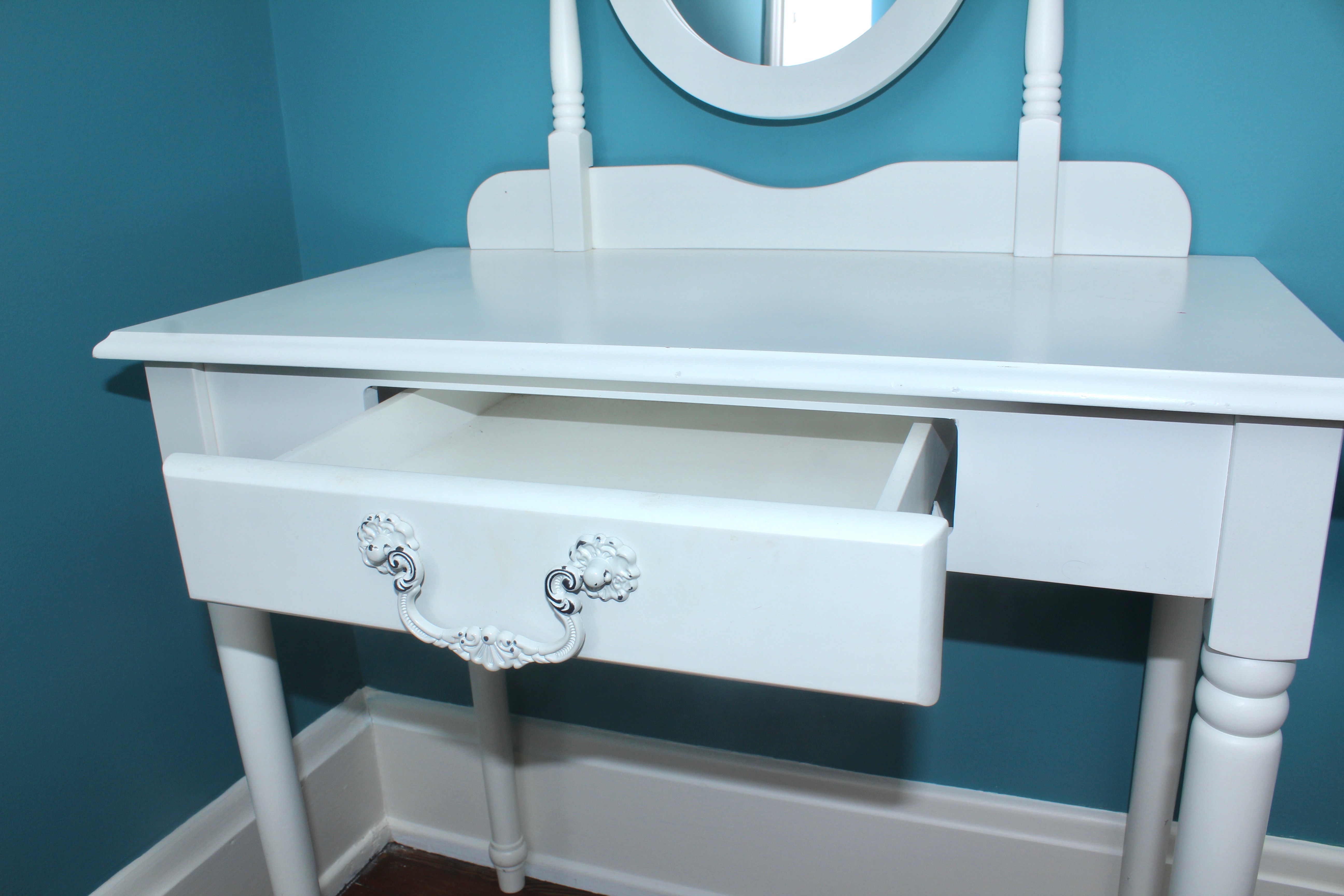 White Pottery Barn Kids Vanity and Bedroom Bench