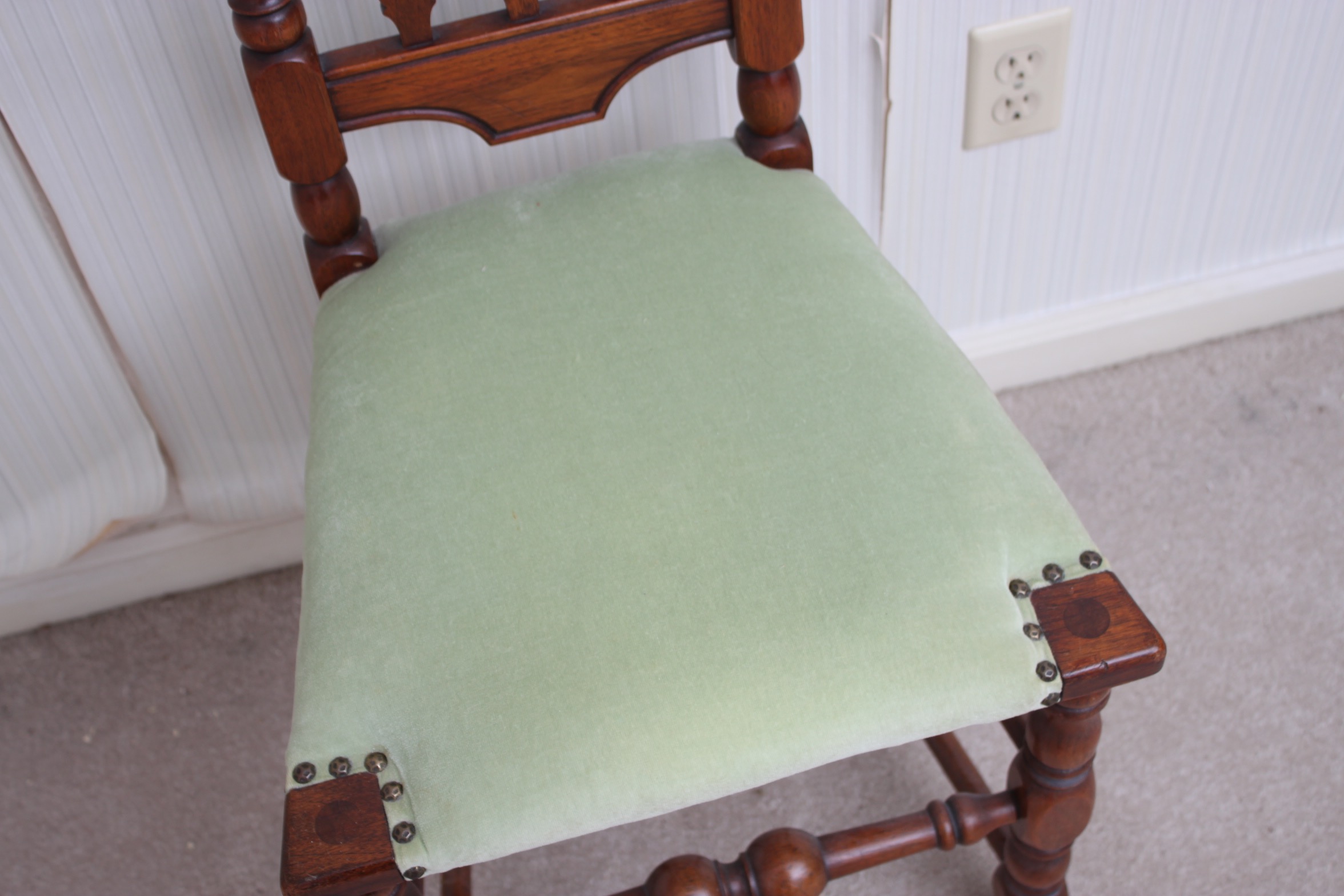 Vintage William and Mary Style Walnut Chair