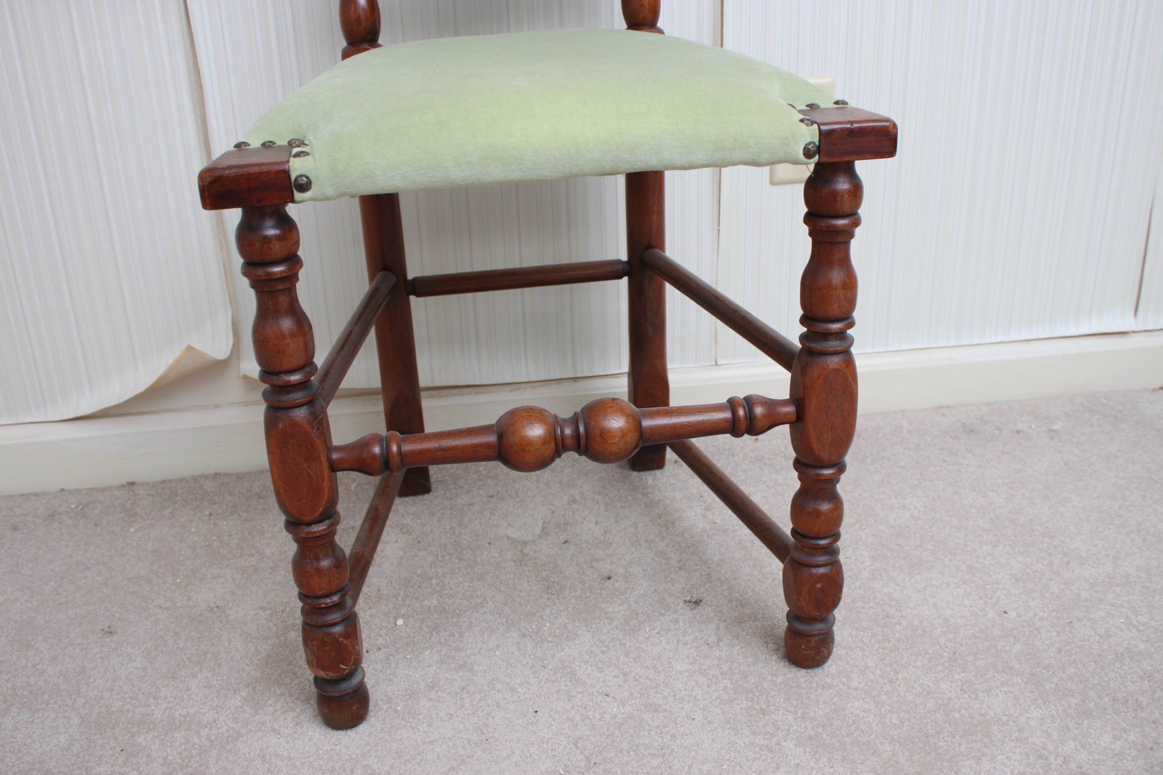 Vintage William and Mary Style Walnut Chair