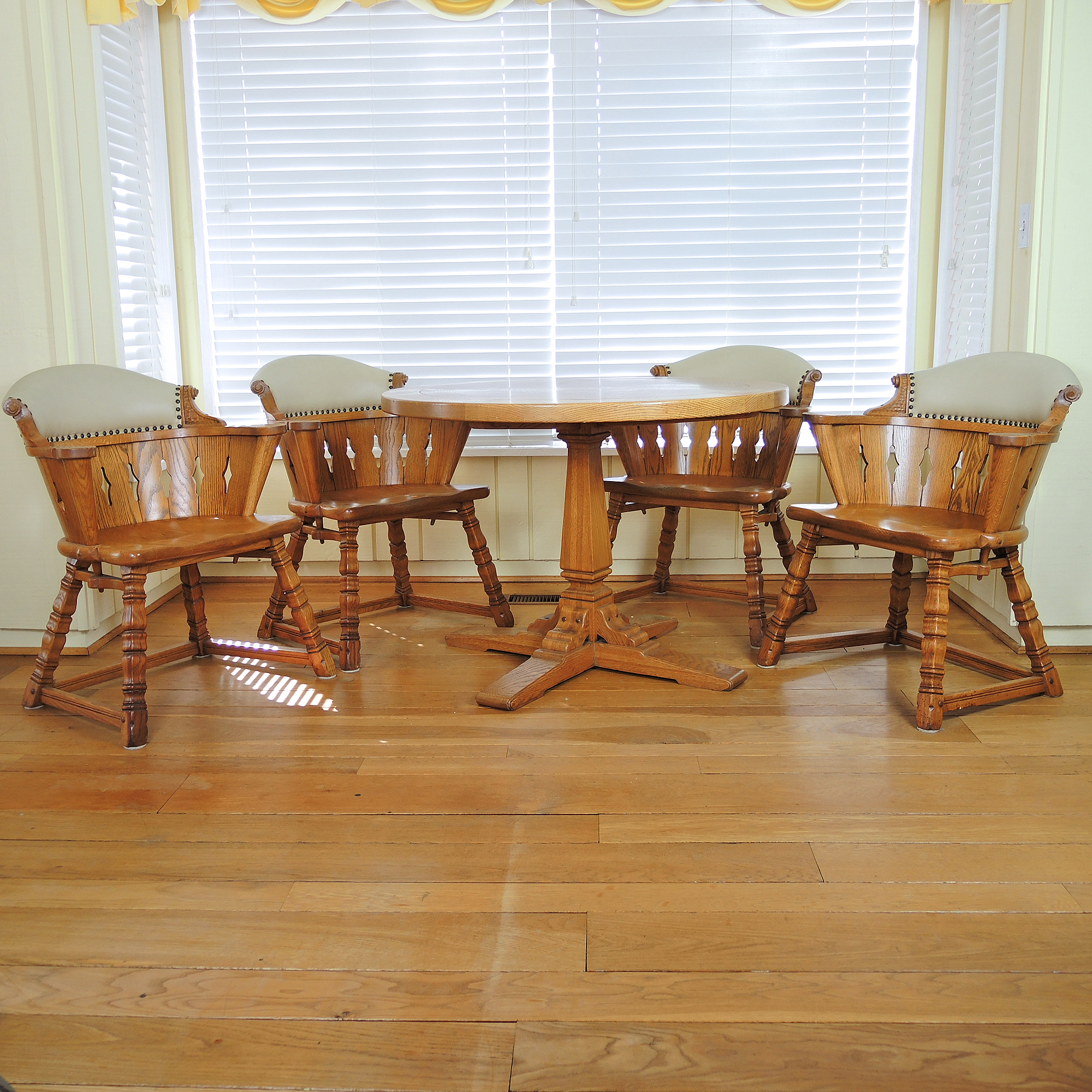 Romweber Viking Oak Table and Chairs Set