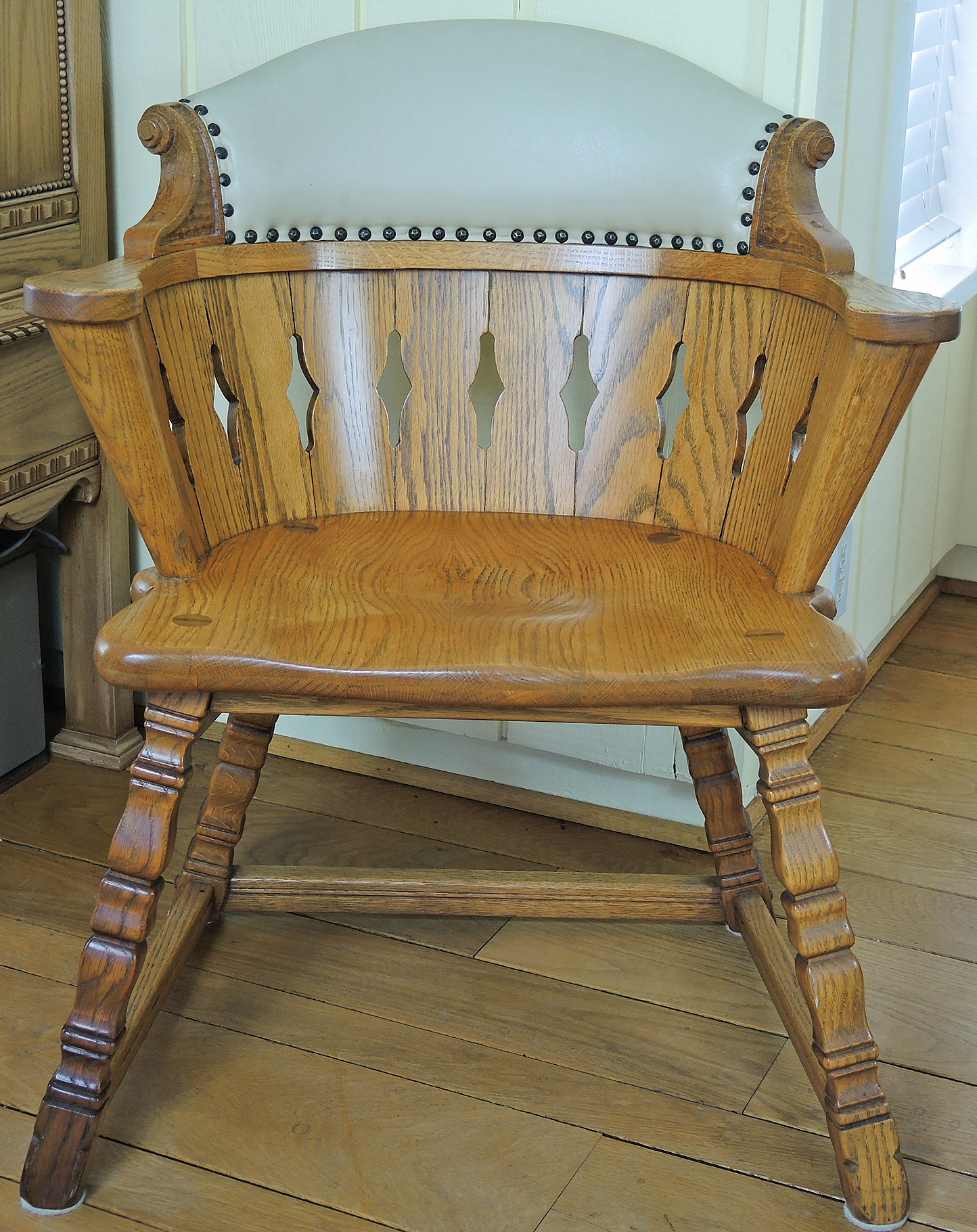 Romweber Viking Oak Table and Chairs Set