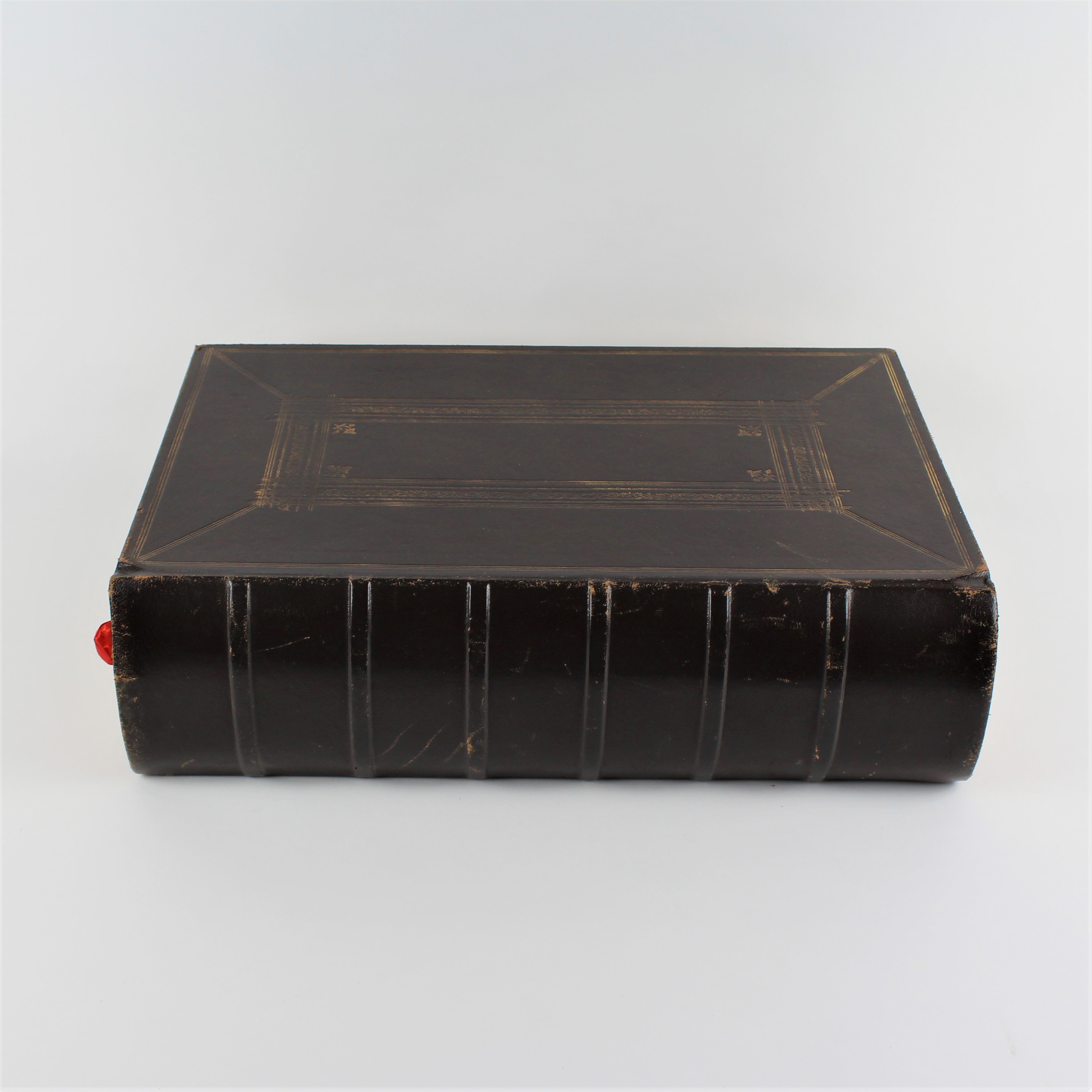 Facsimile of the 1611 King James Bible