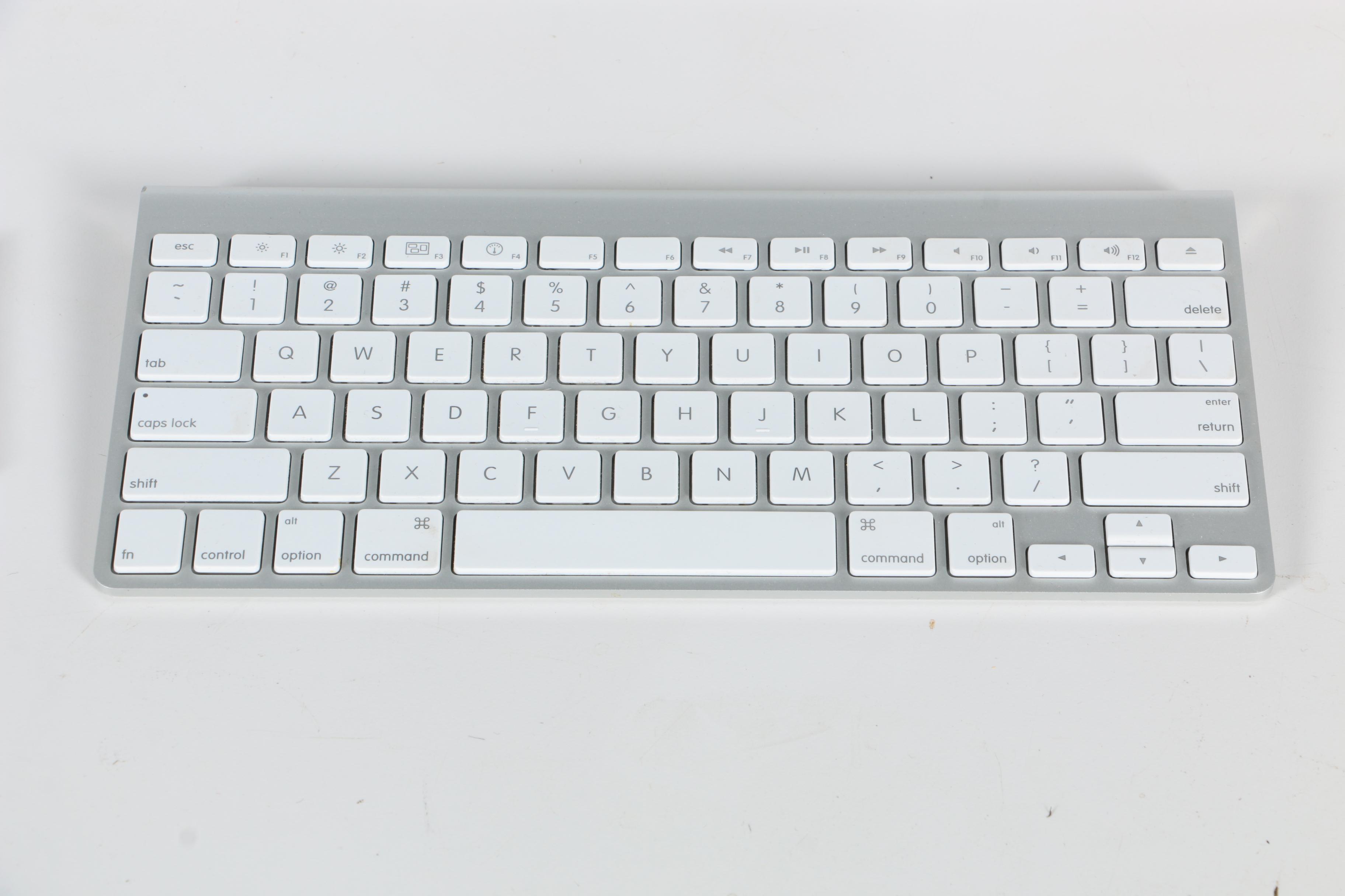 Apple iMac Desktop Computer and Accessories