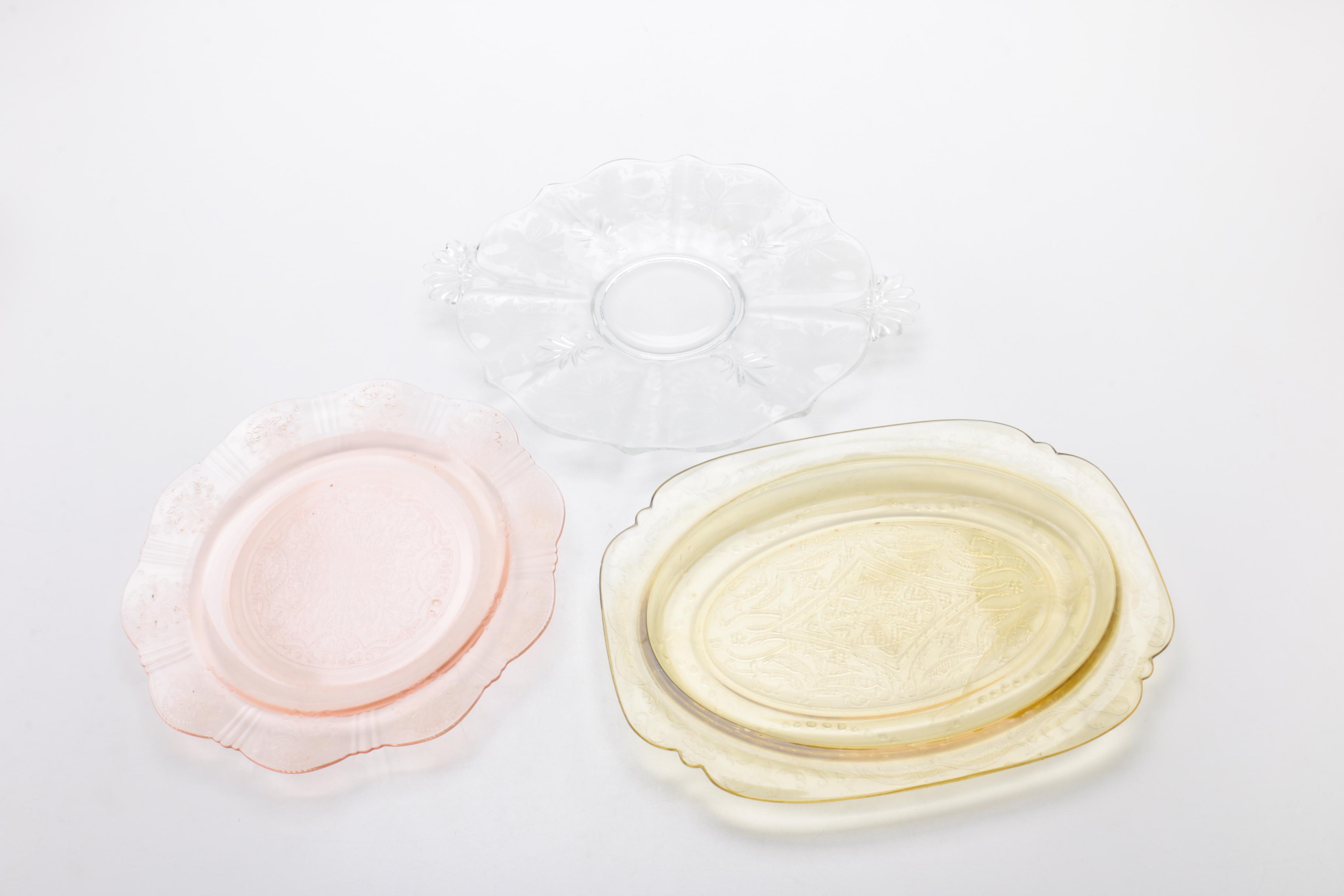 Vintage Glassware Including Indiana "Lotus Flower" and Federal "Madrid Amber"