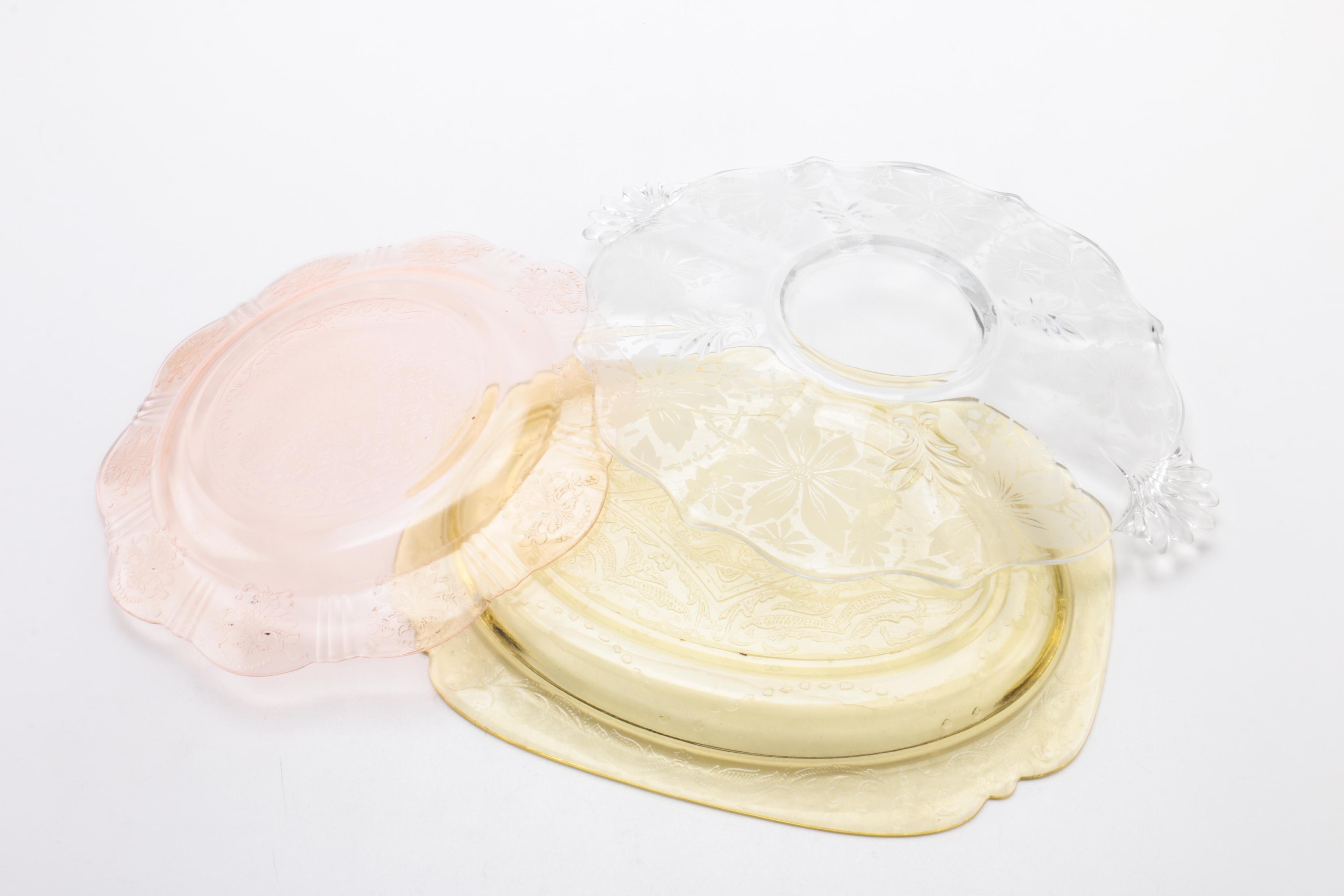 Vintage Glassware Including Indiana "Lotus Flower" and Federal "Madrid Amber"