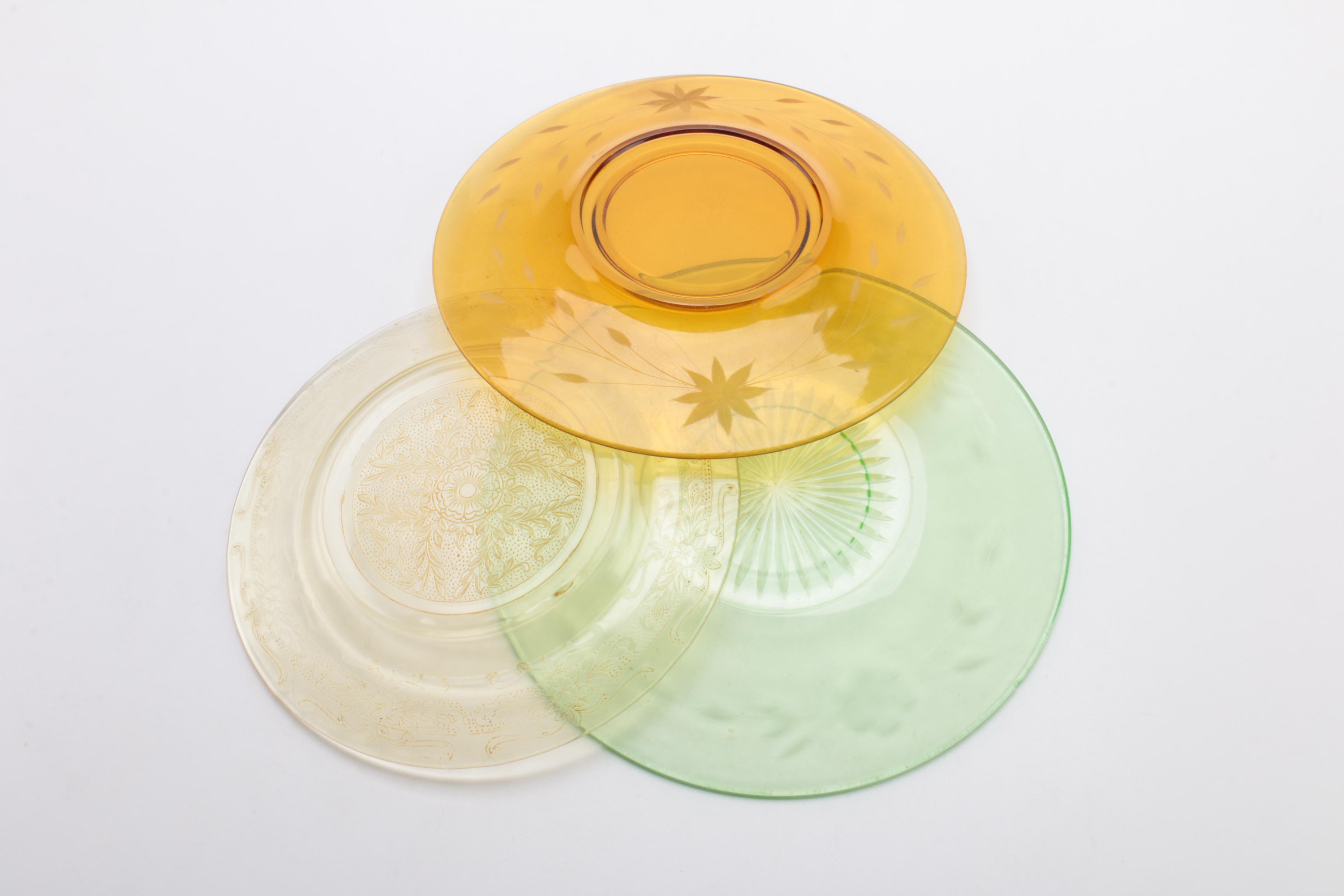 Vintage Glassware Including Indiana "Lotus Flower" and Federal "Madrid Amber"