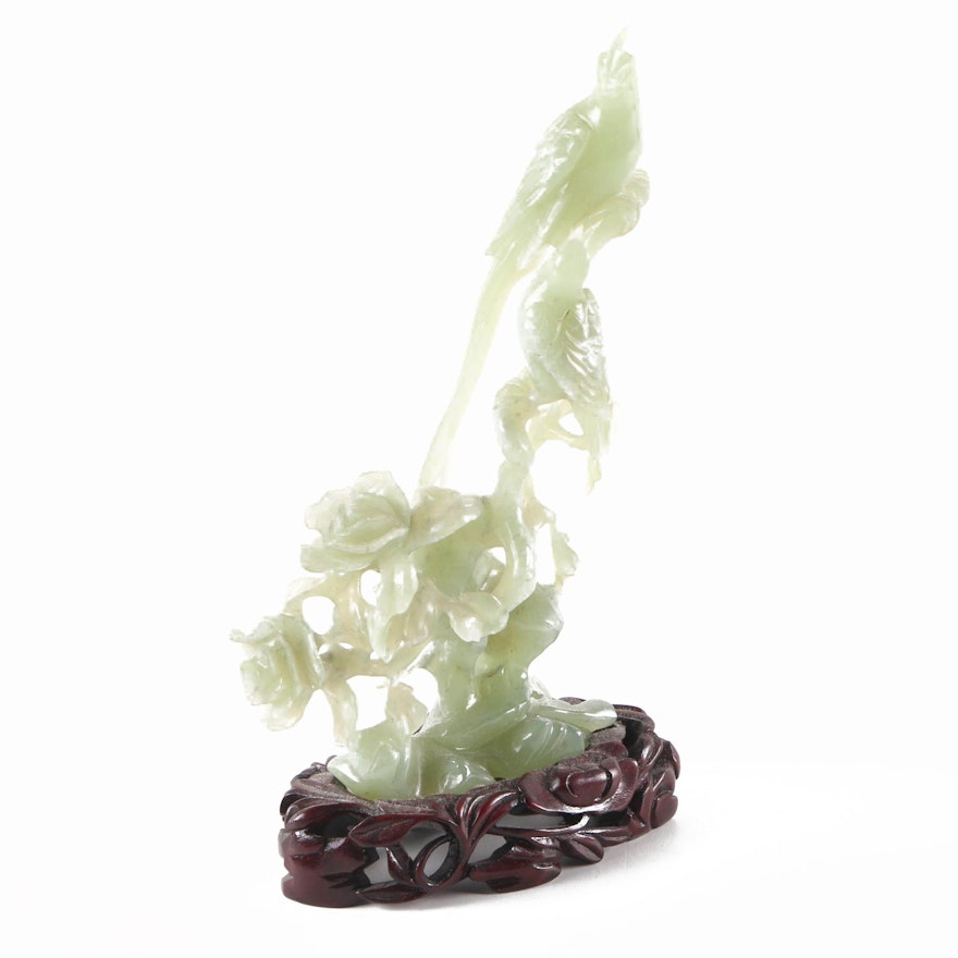 Chinese Carved Bowenite Figurine