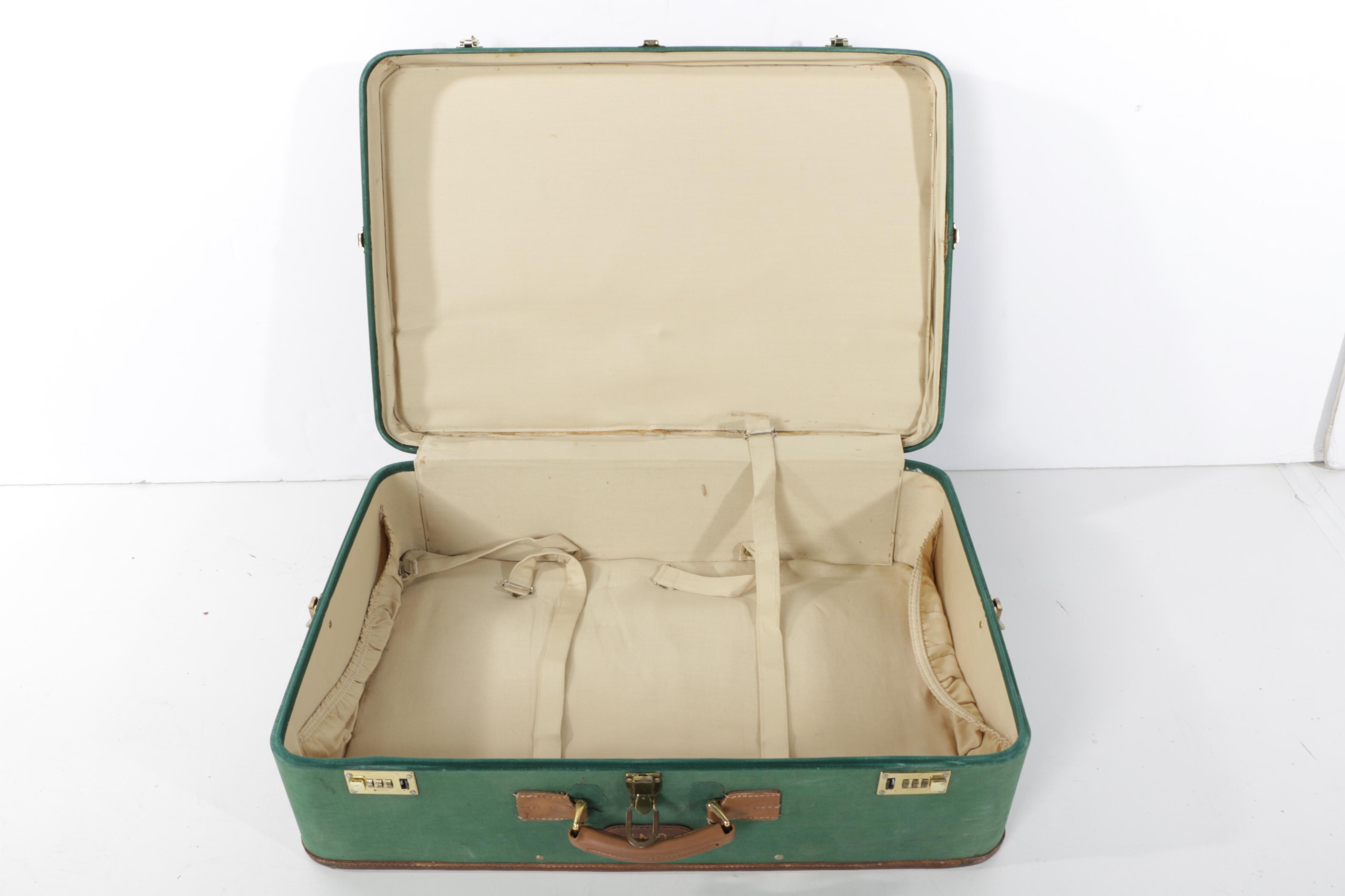 Vintage T. Anthony Ltd. Large Green Pullman Suitcases
