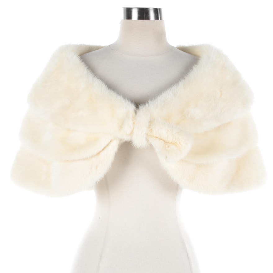 Women's Vintage Kakas Platinum Mink Fur Capelet