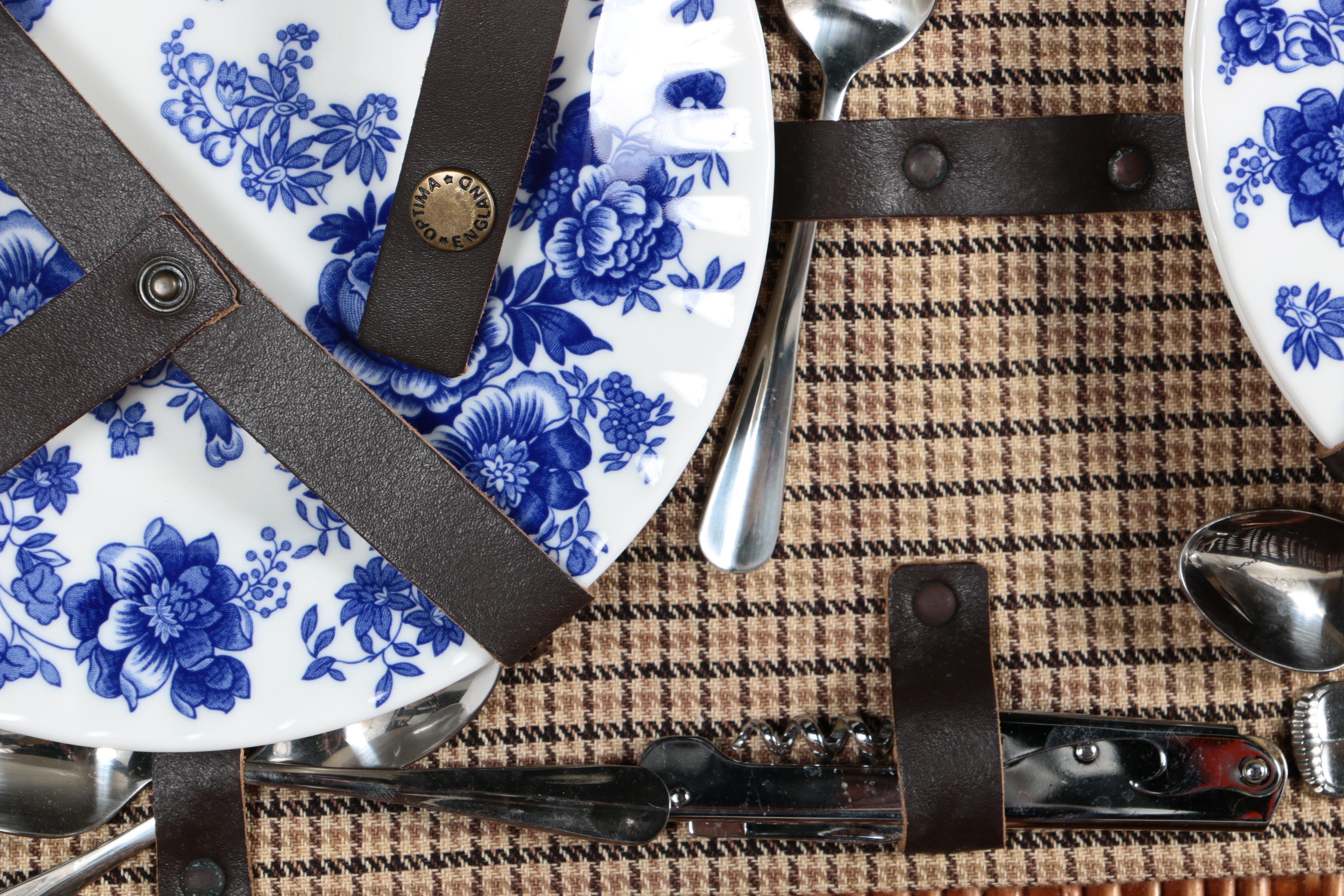 Vintage Optima Company English Picnic Set