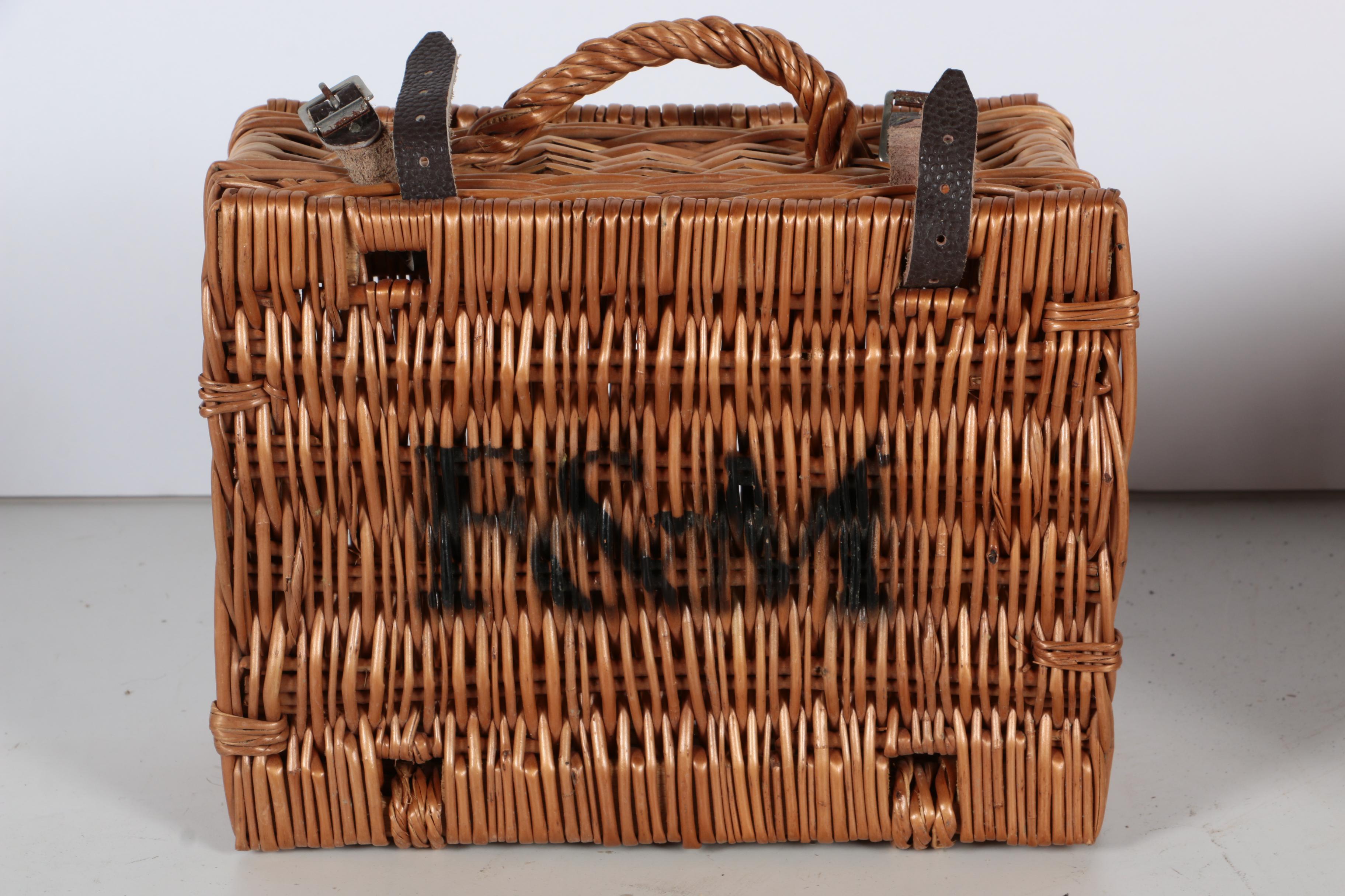 Vintage Optima Company English Picnic Set