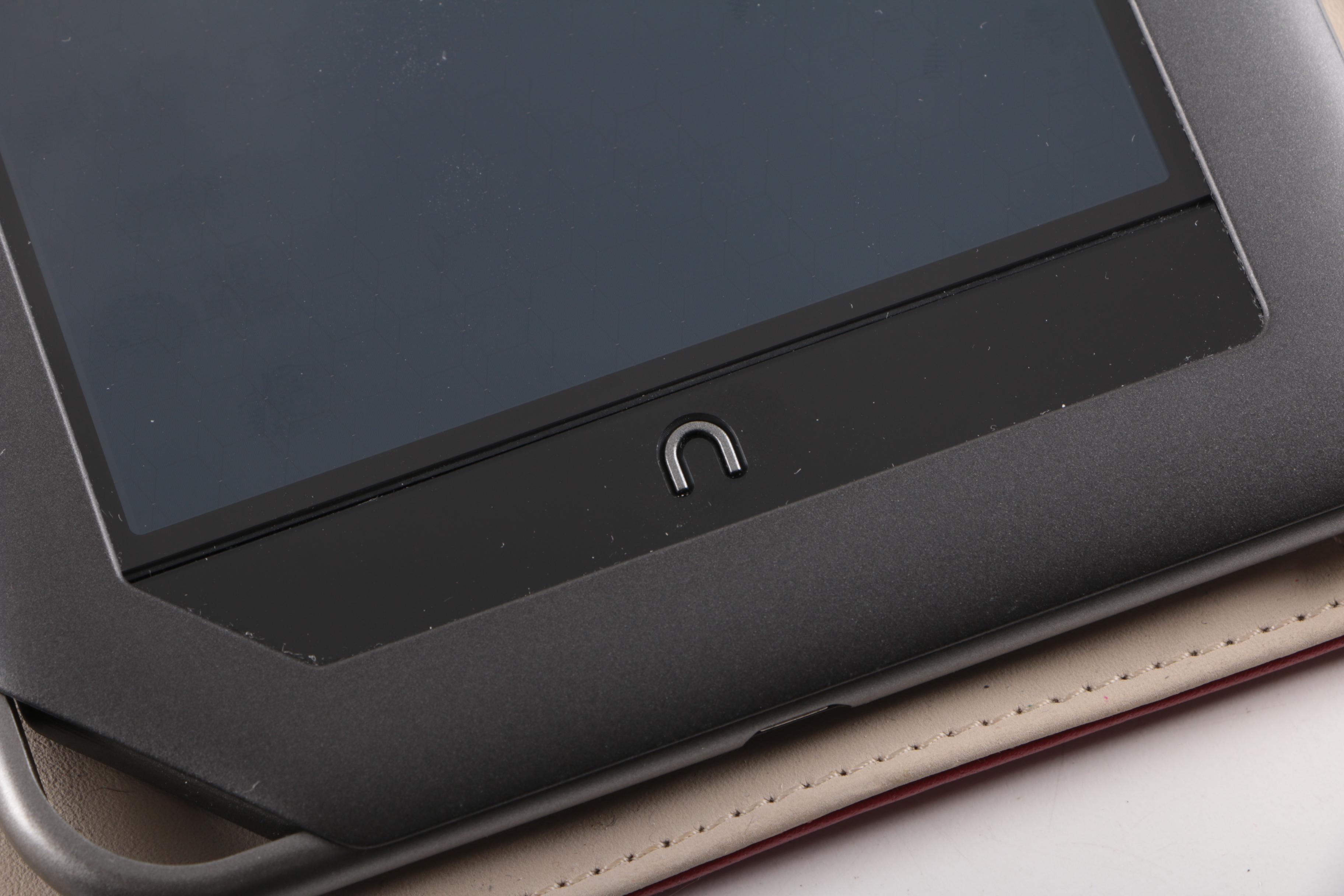 Barnes and Noble Nooks in Cases