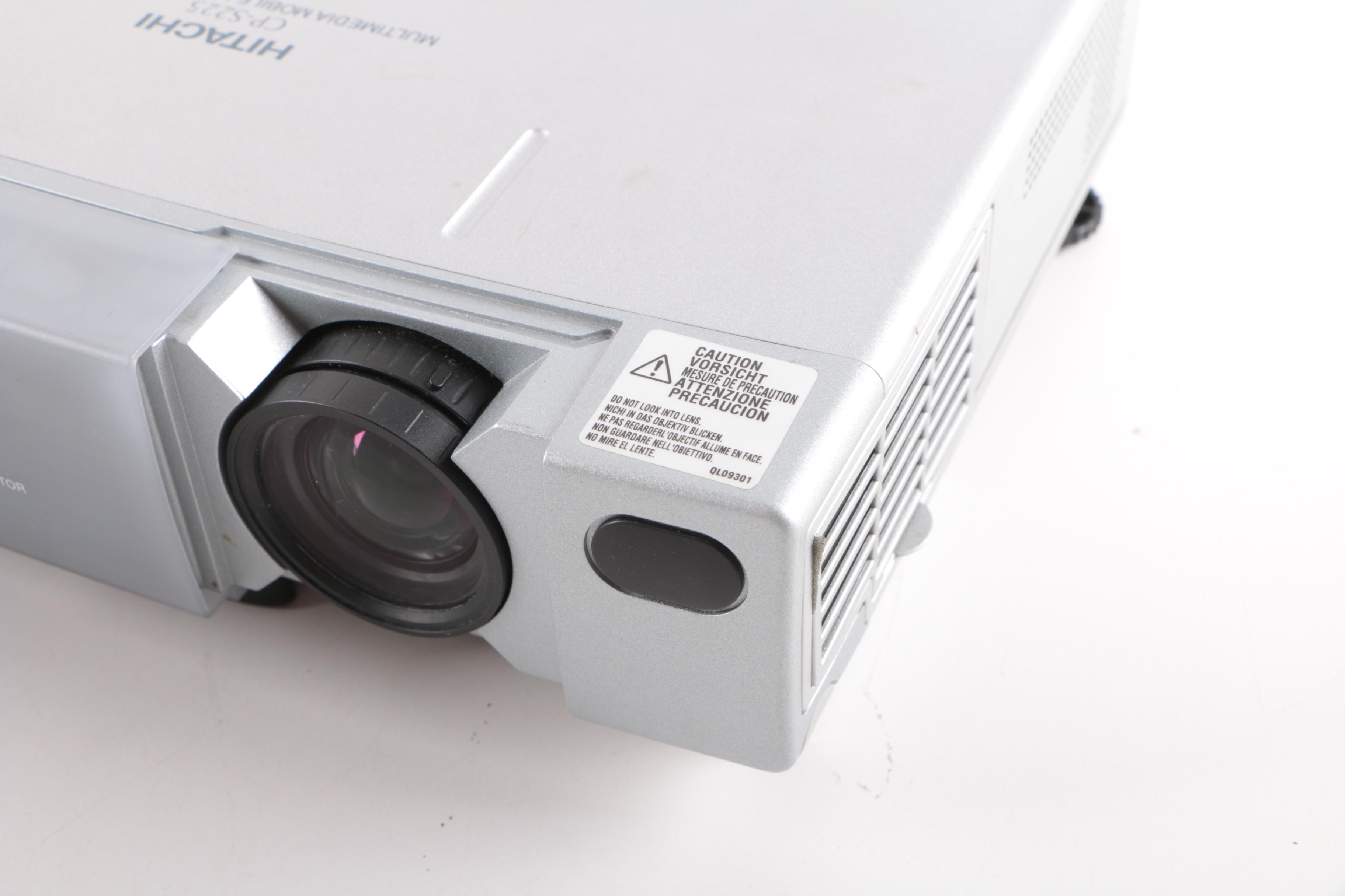Hitachi CP-S225 Projector