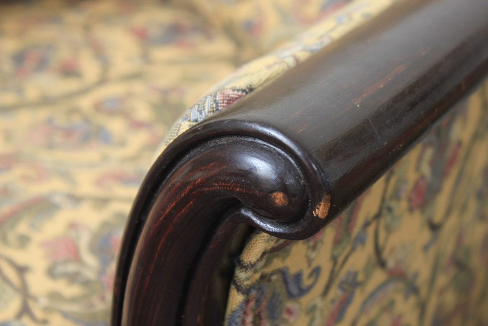 Vintage Victorian Style Settee