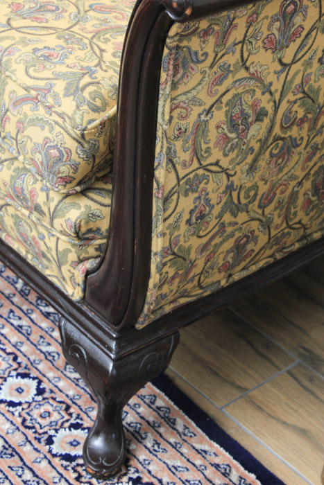 Vintage Victorian Style Settee