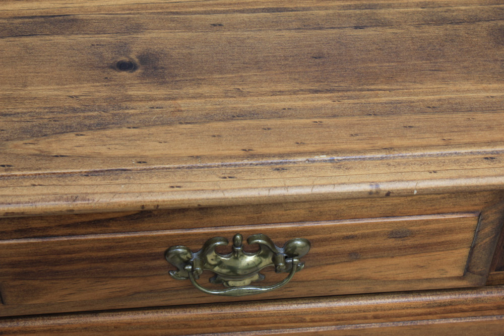 Colonial Style Pine Chest of Drawers