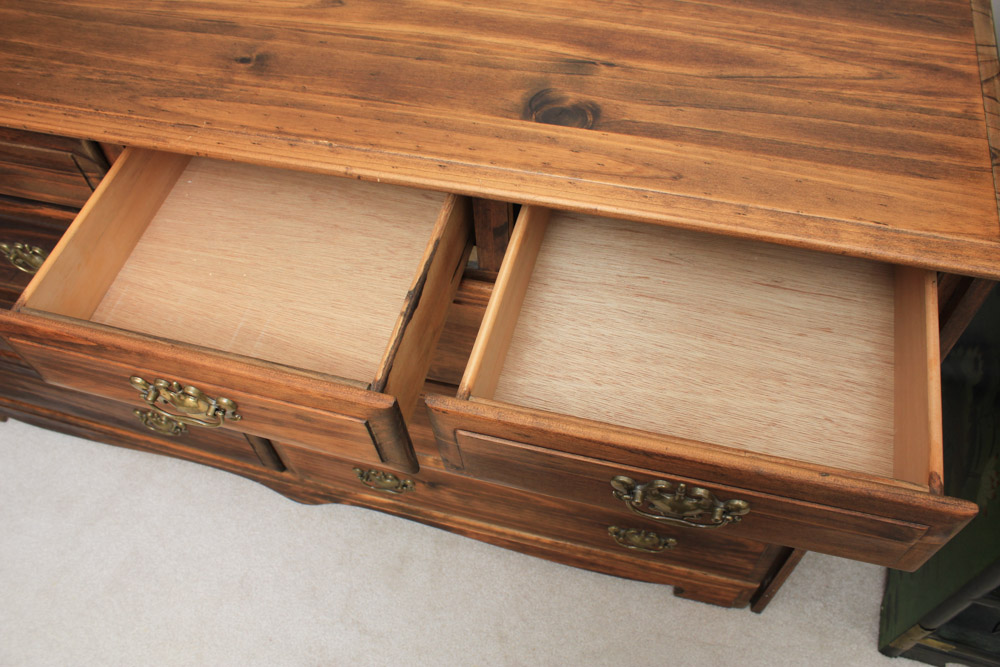 Colonial Style Pine Chest of Drawers