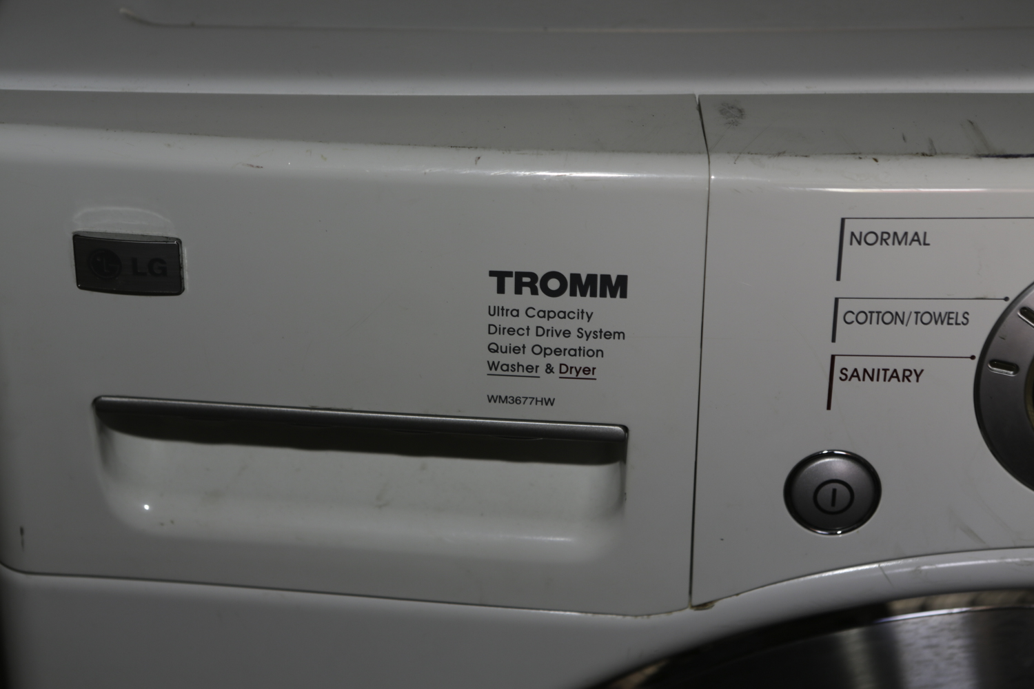 LG "Tromm" Electric Combination Washer & Dryer