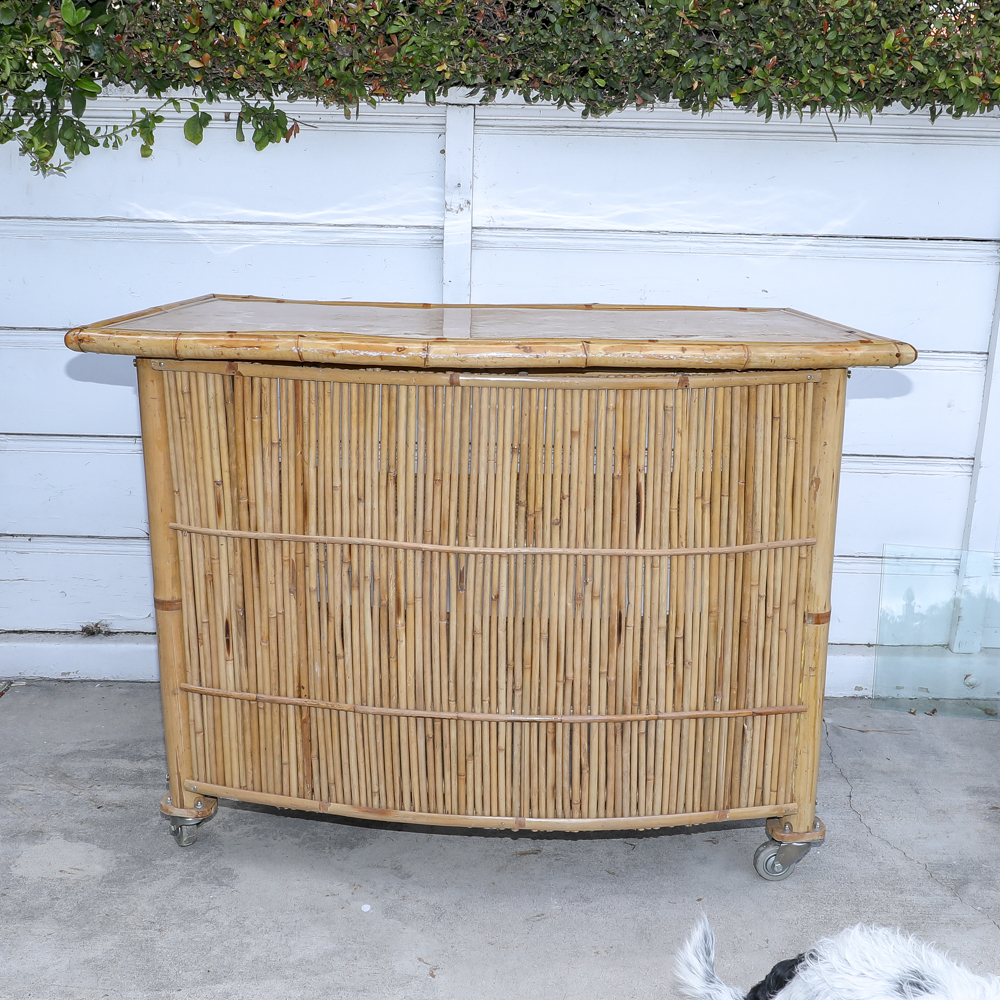 Outdoor Reed/Bamboo Bar with Casters and Two Shelves