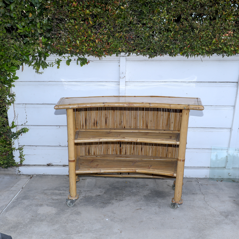 Outdoor Reed/Bamboo Bar with Casters and Two Shelves