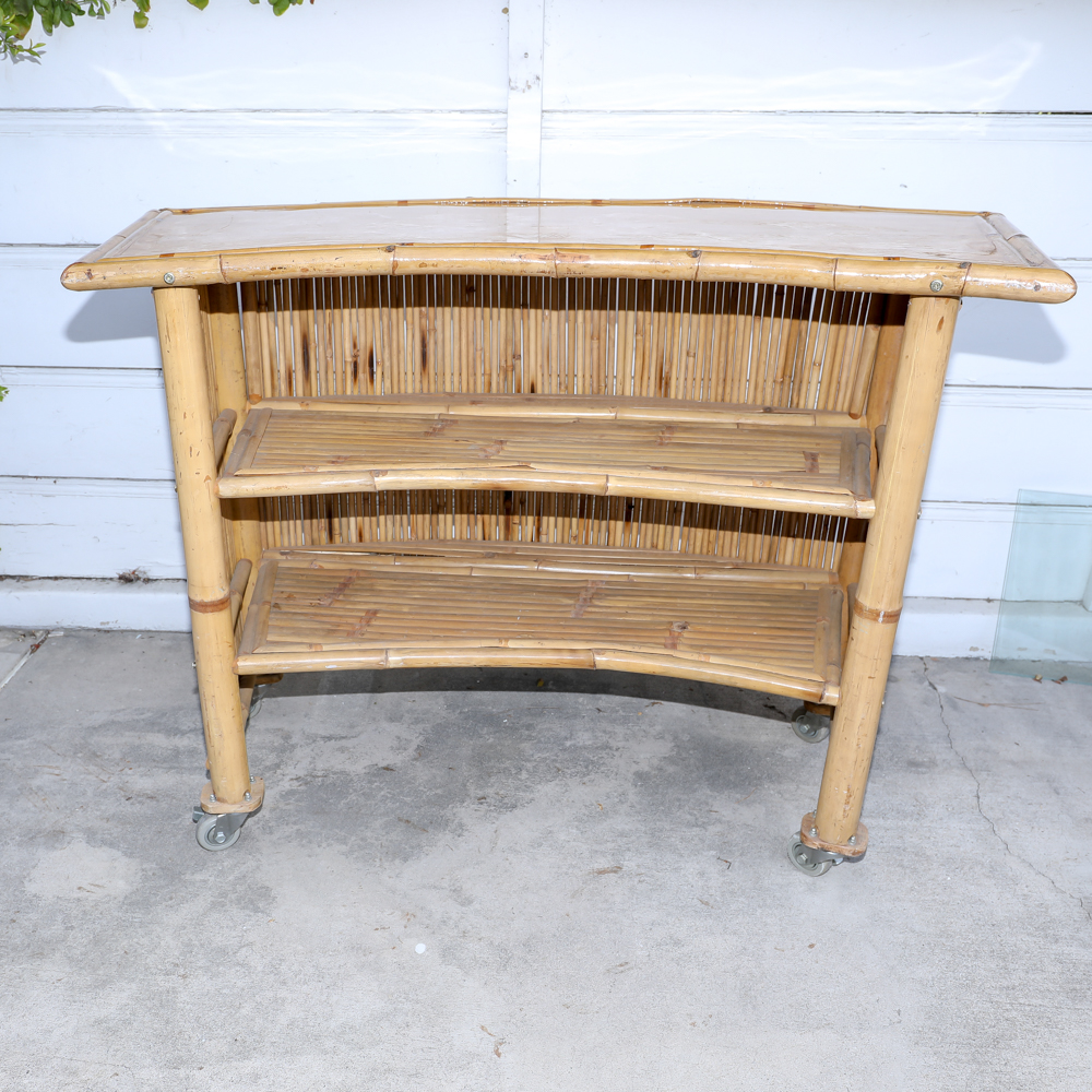 Outdoor Reed/Bamboo Bar with Casters and Two Shelves