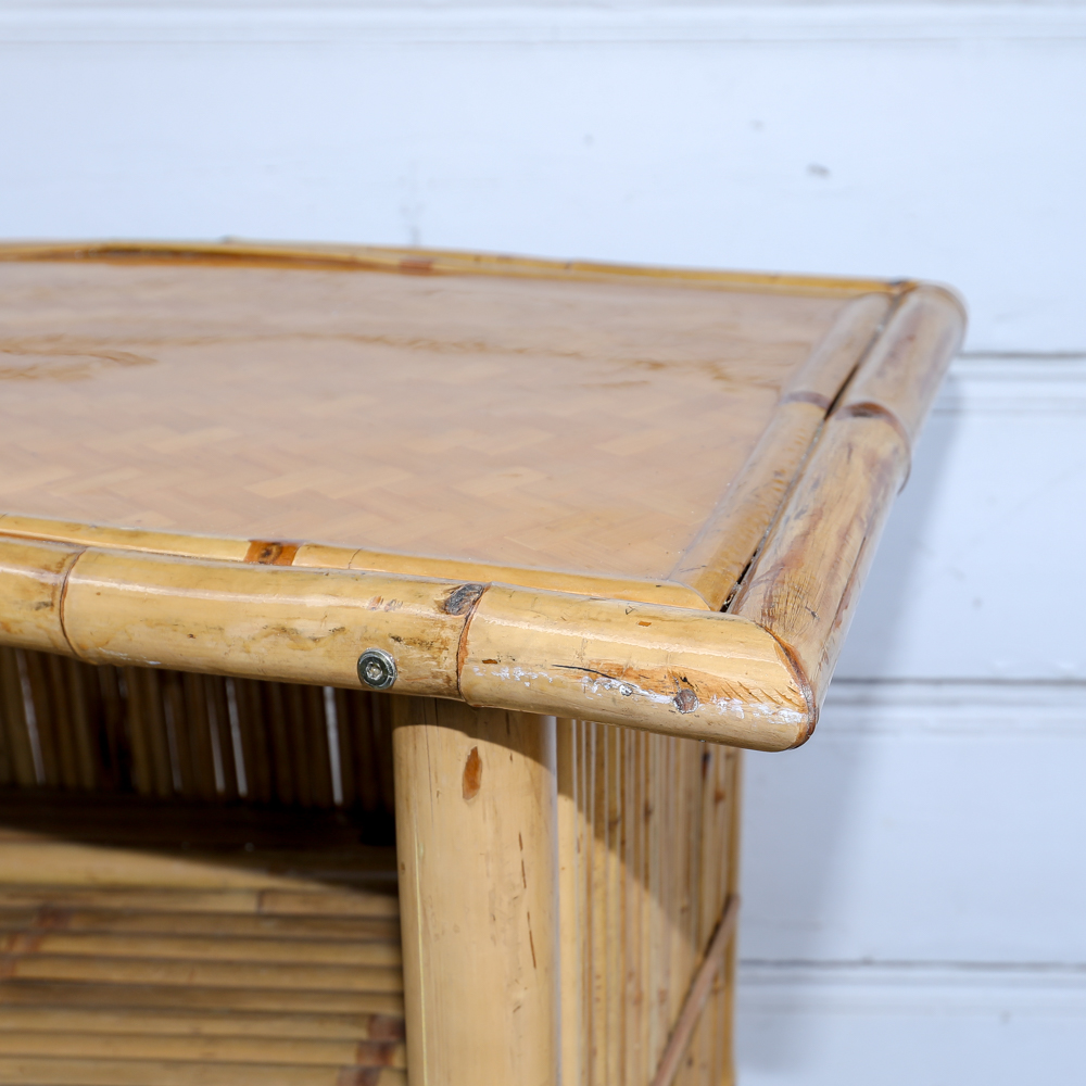 Outdoor Reed/Bamboo Bar with Casters and Two Shelves