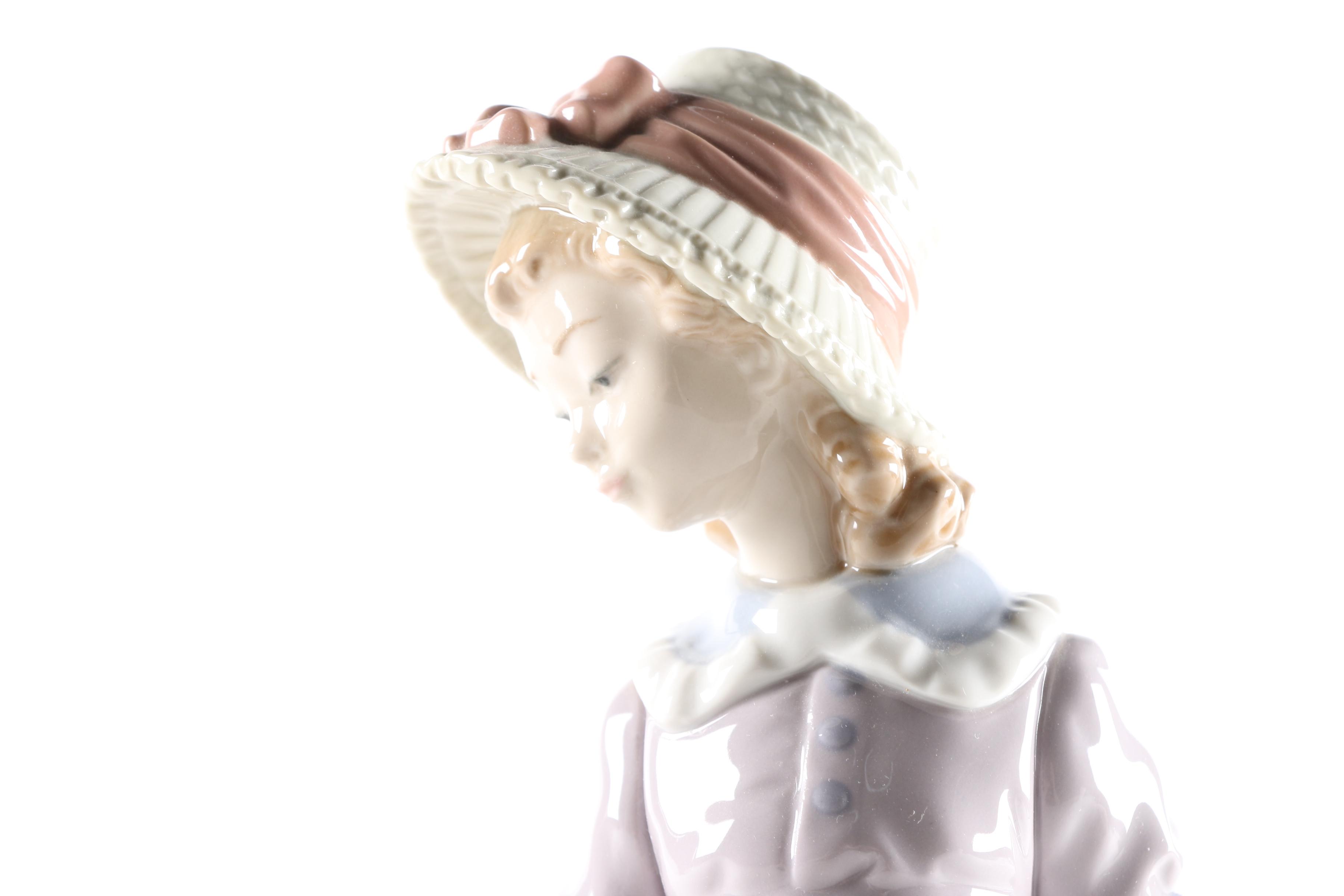 Lladró "Pulling Dolls Carriage" #5044 Figurine