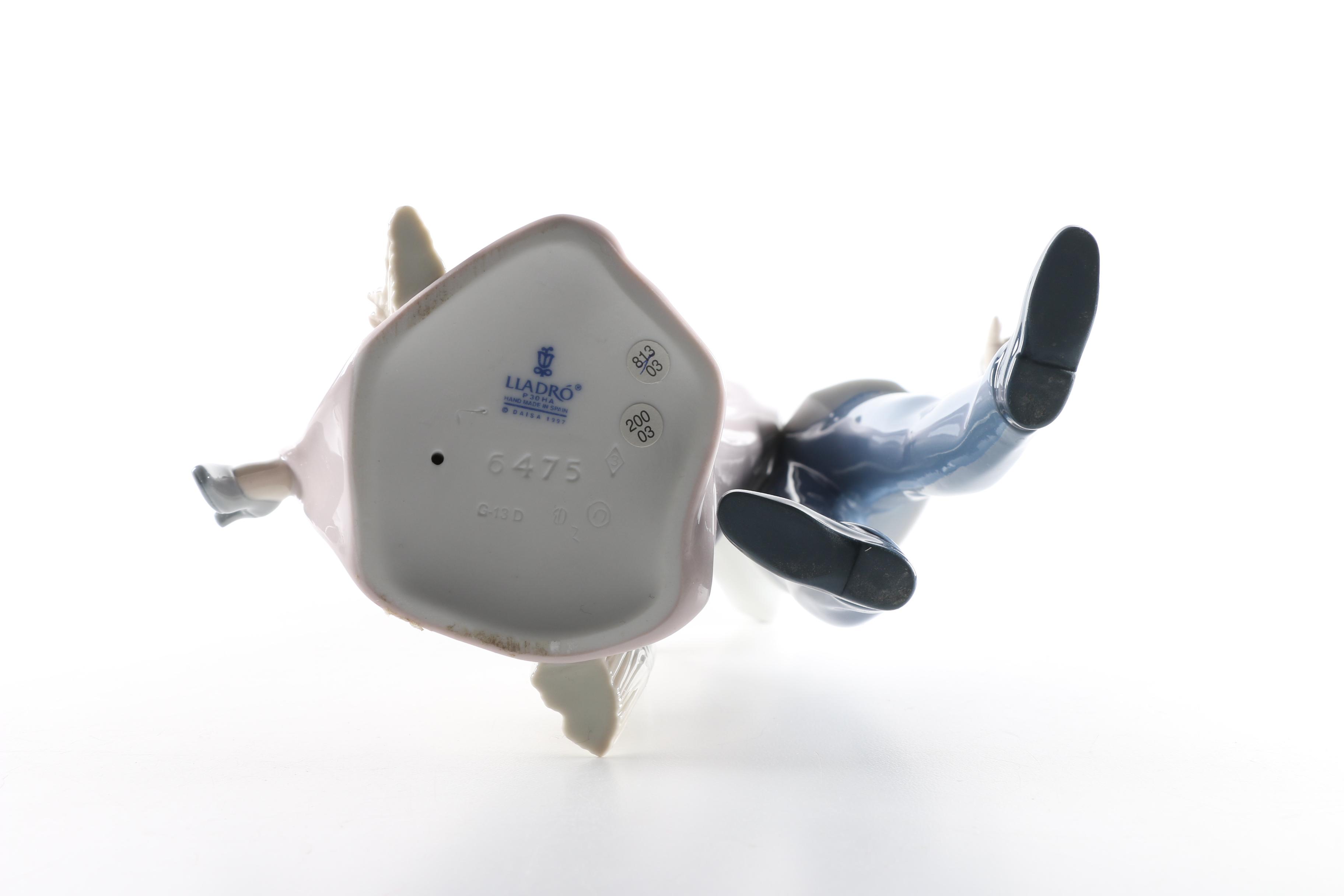 Lladró "Happy Anniversary" #6475 Porcelain Figurine