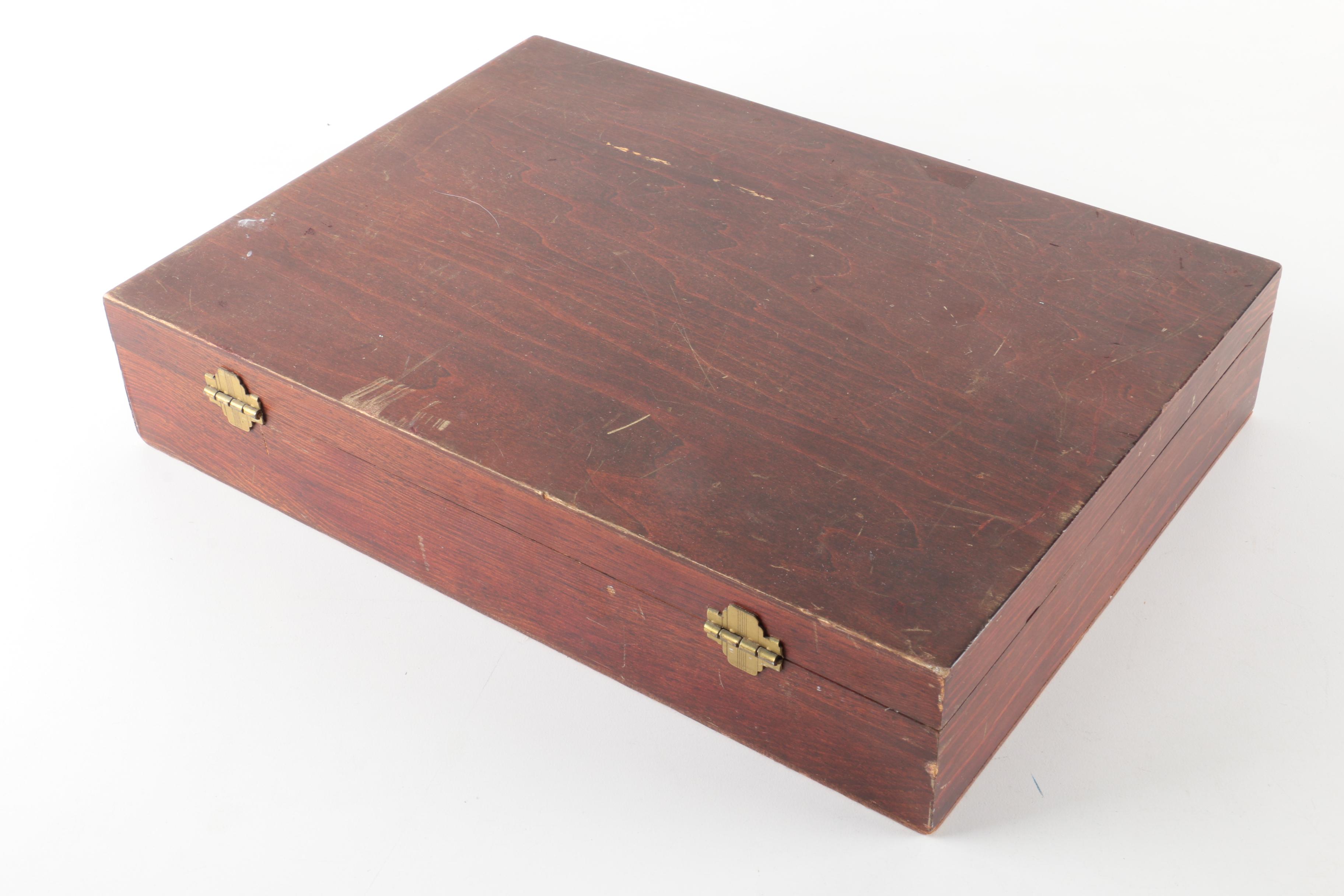 Wm A. Rogers "Ramona/Brentwood/Lakewood" Silver-Plated Flatware Set