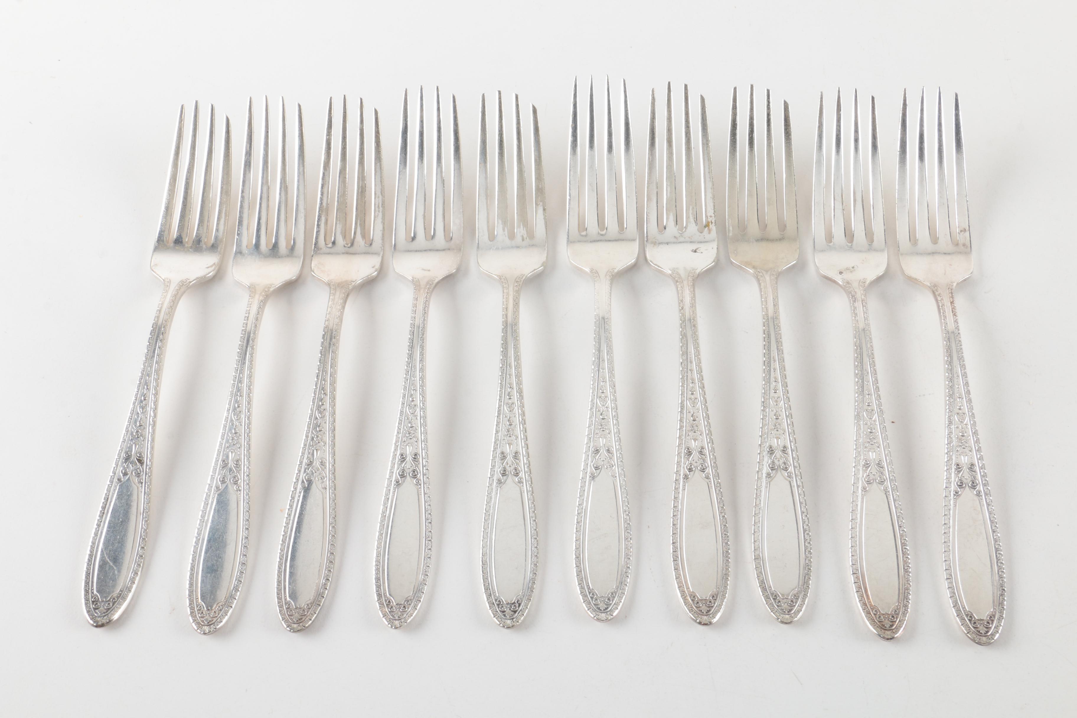 Wm A. Rogers "Ramona/Brentwood/Lakewood" Silver-Plated Flatware Set
