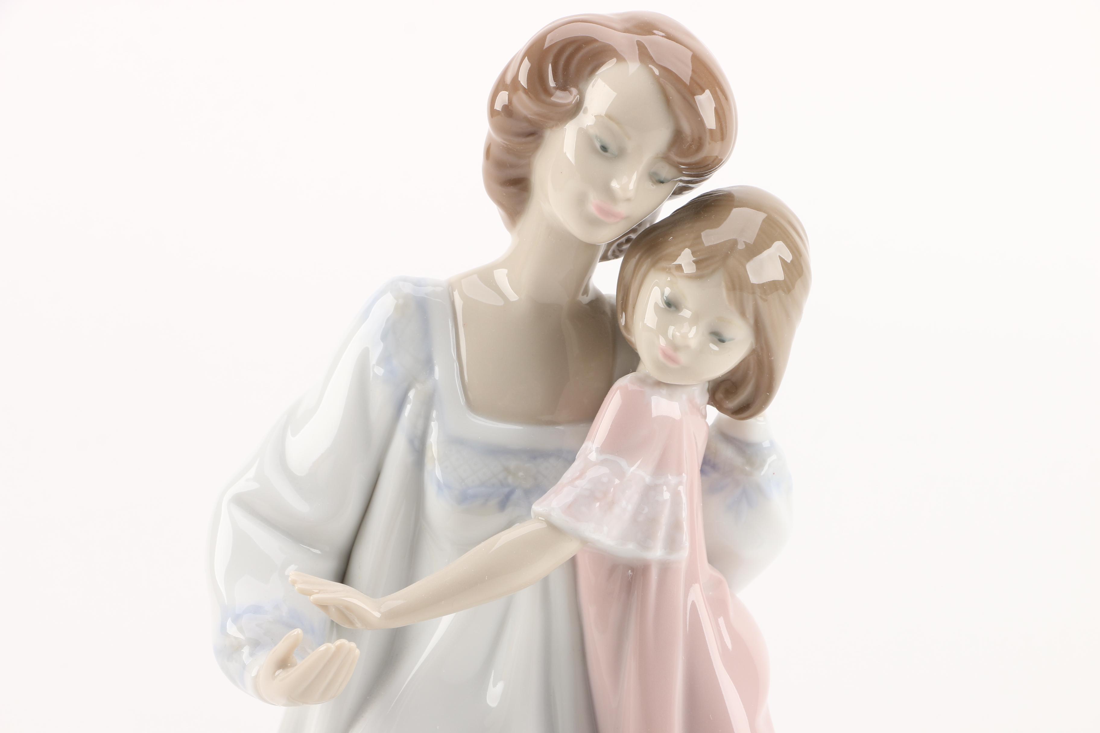 Lladró "Good Night" #5449 Figurine