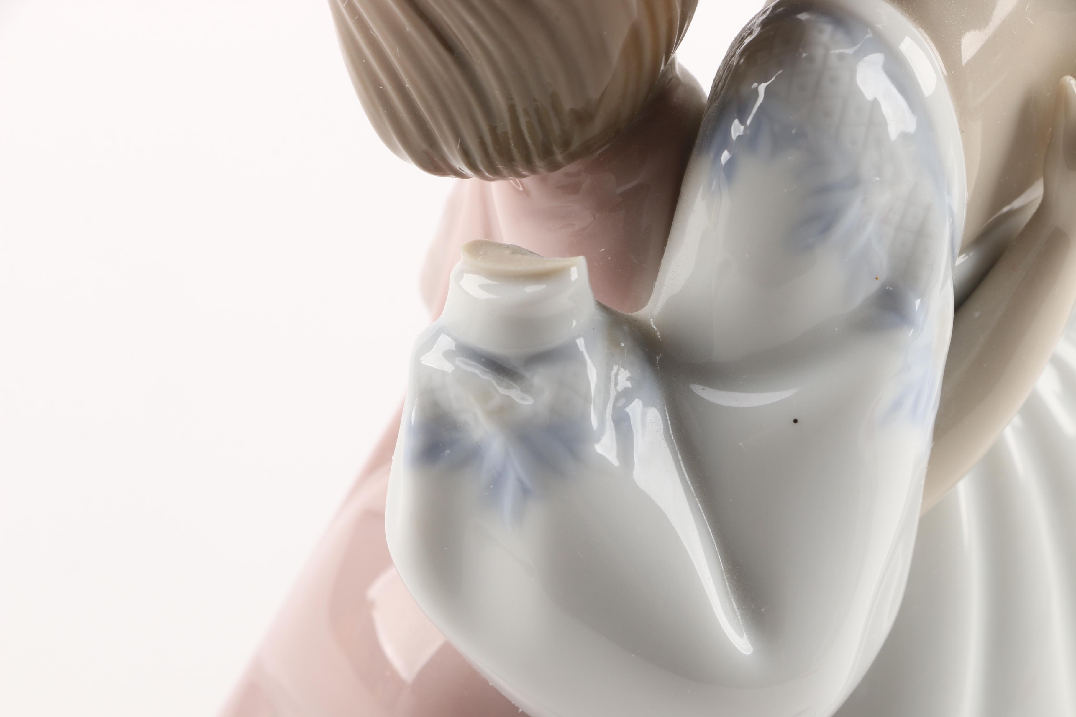 Lladró "Good Night" #5449 Figurine