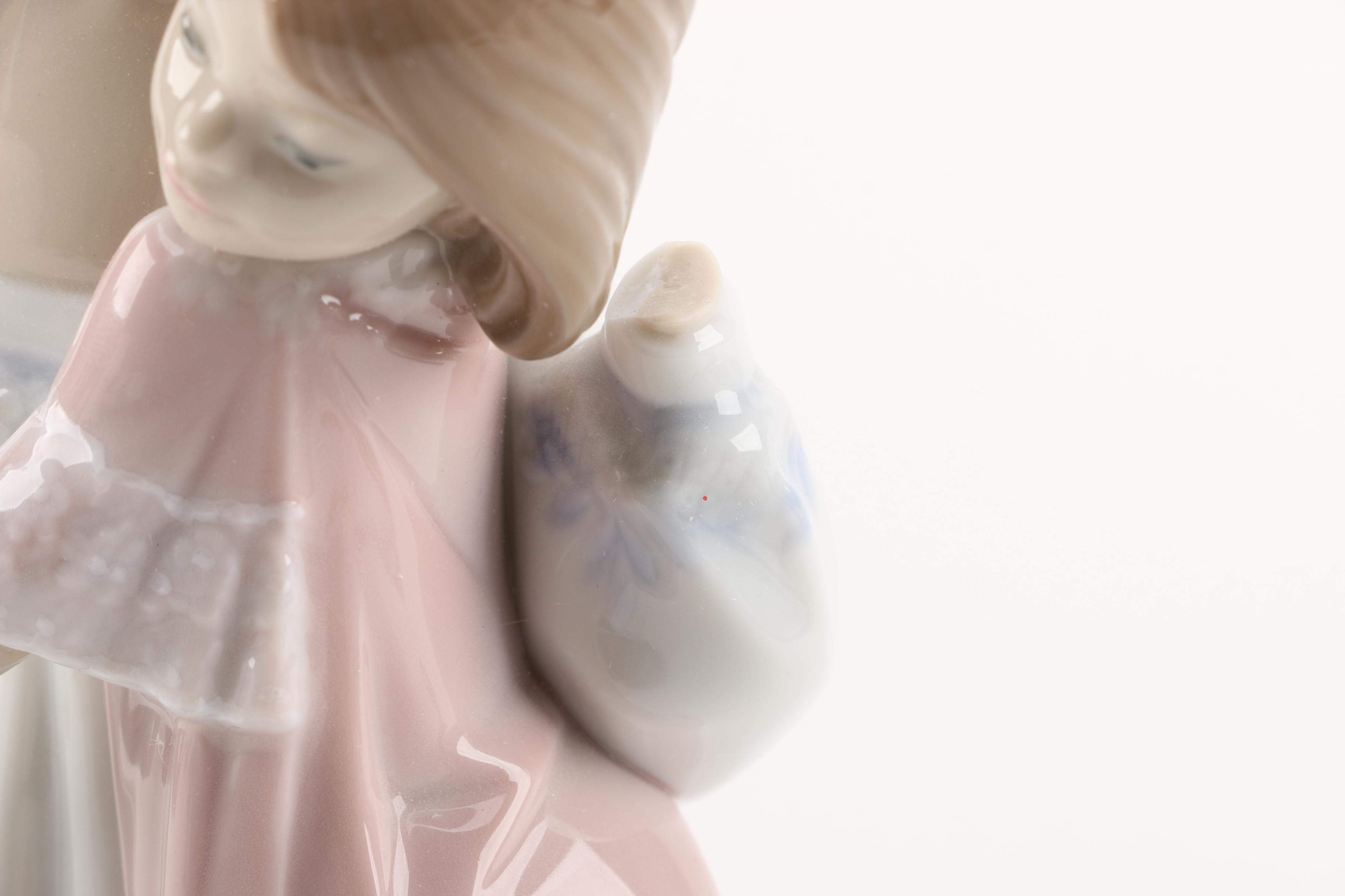 Lladró "Good Night" #5449 Figurine