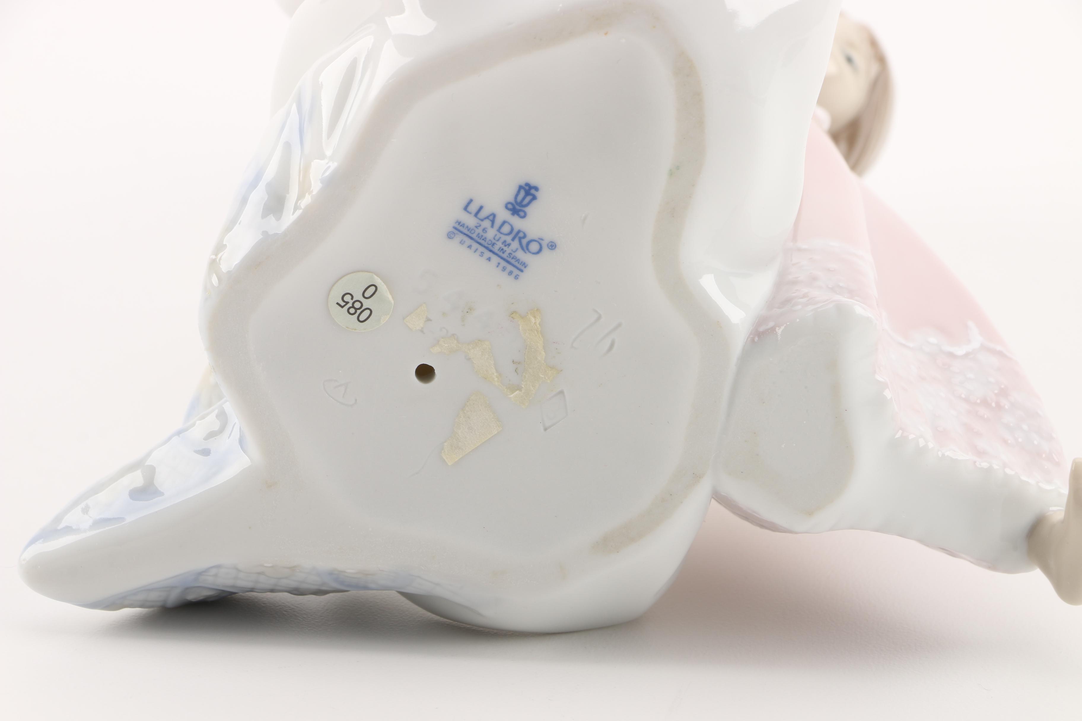 Lladró "Good Night" #5449 Figurine