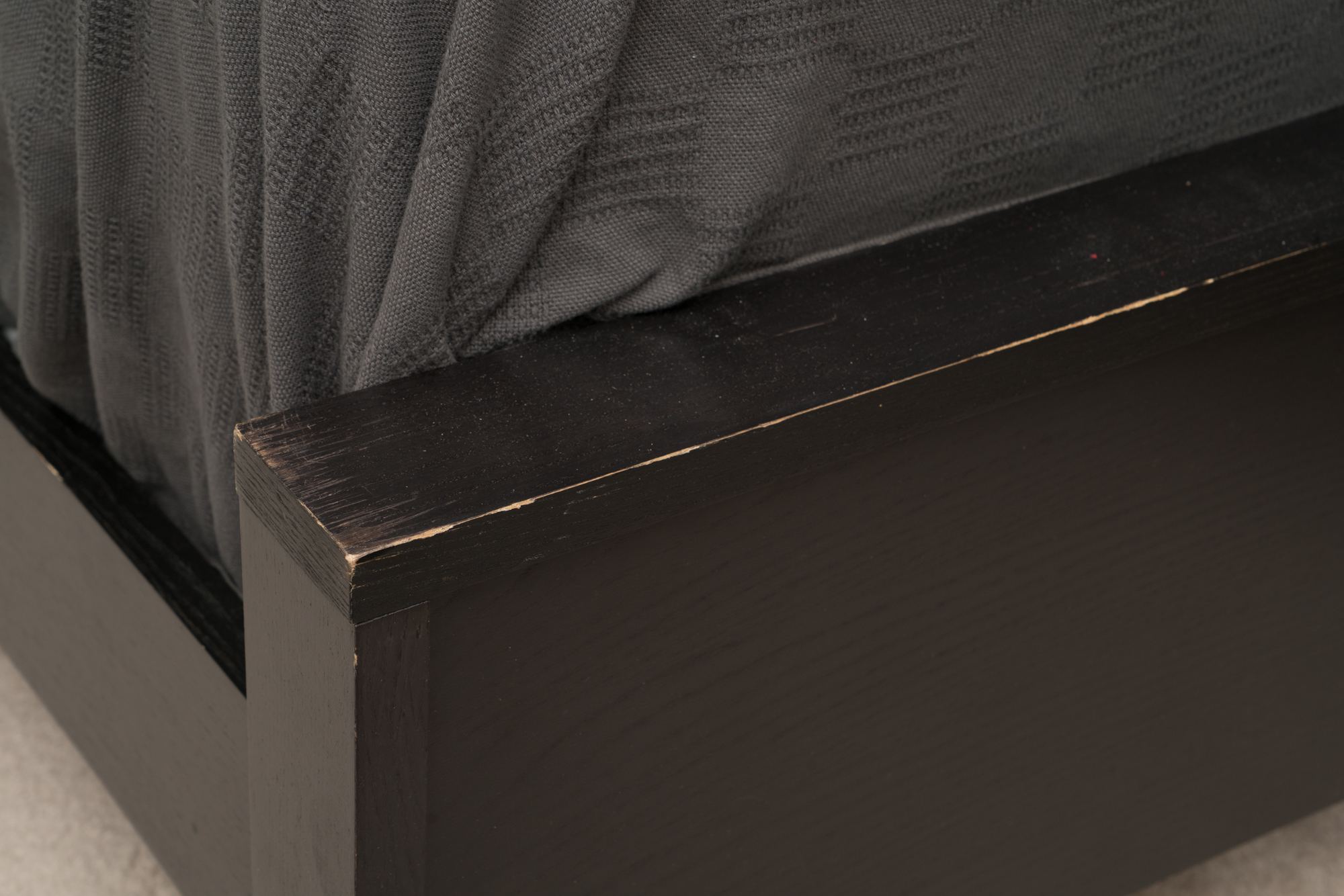 Contemporary Queen Size Bed Frame