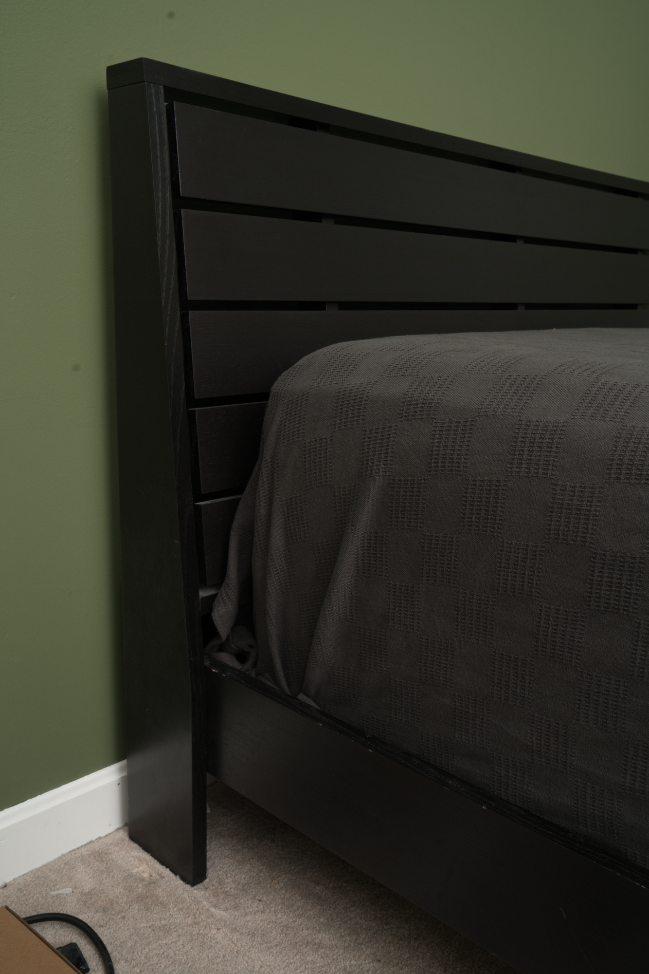 Contemporary Queen Size Bed Frame