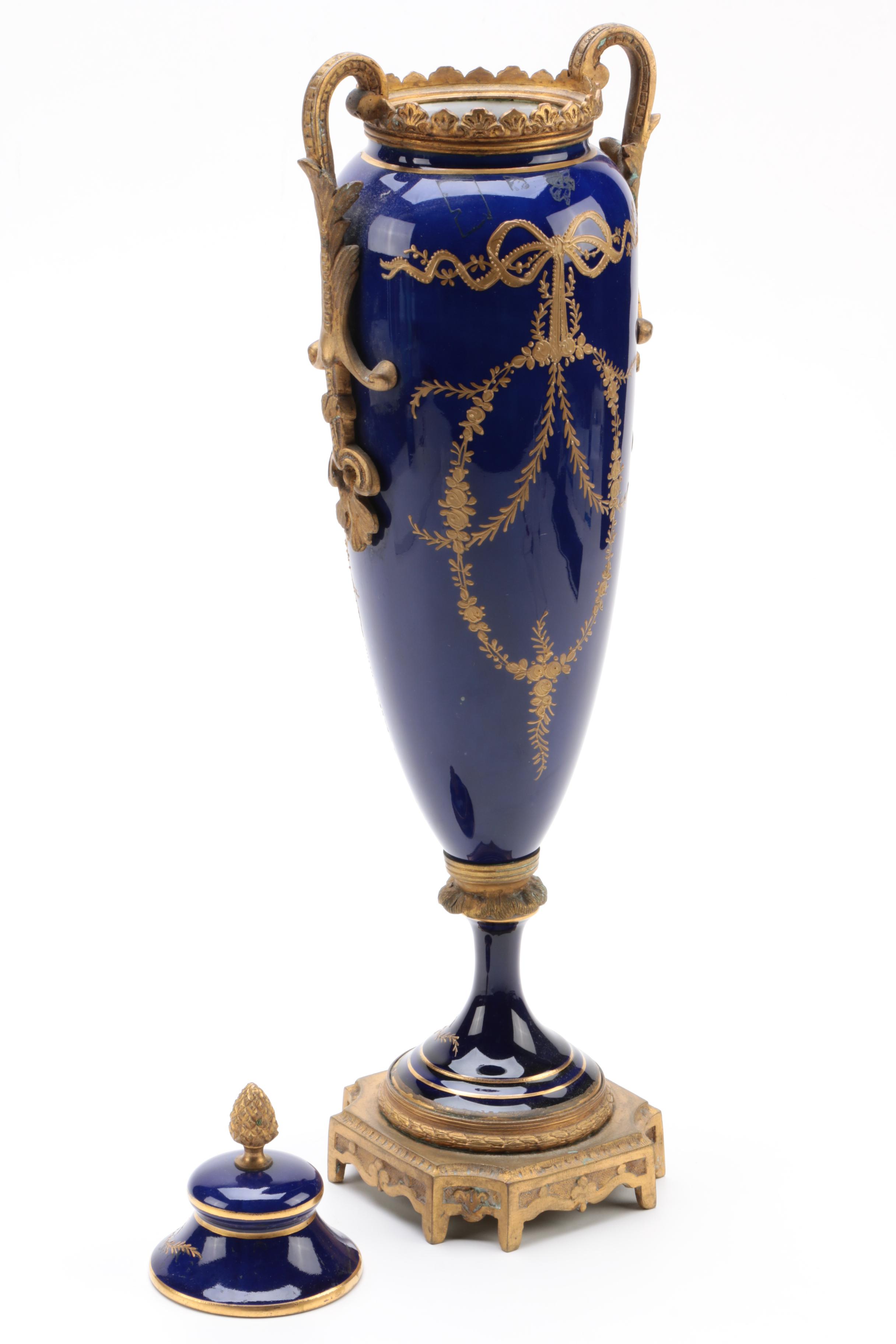 Antique Sevres Style Chateau des Tuileries Porcelain Urn